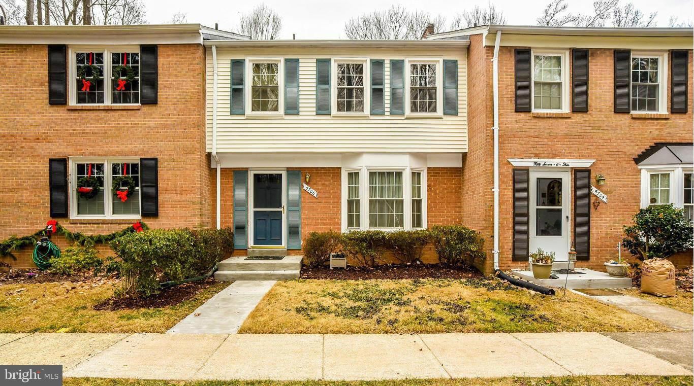 DANBURY FOREST - Residential