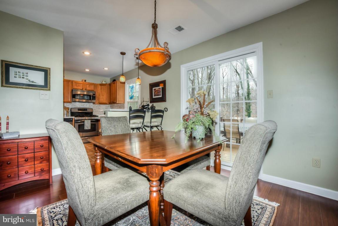 DANBURY FOREST - Residential