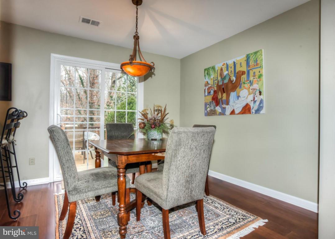 DANBURY FOREST - Residential