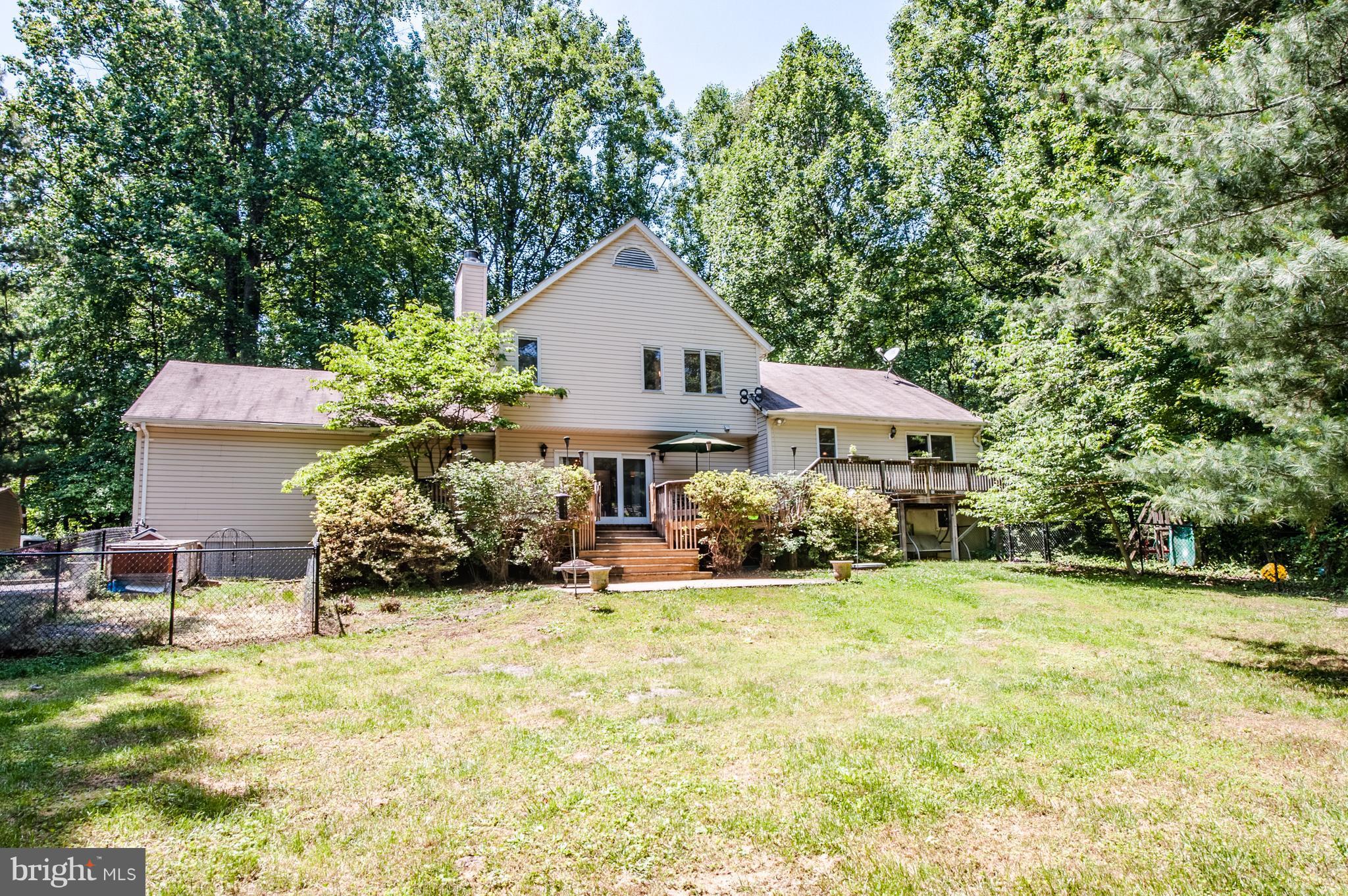 PEACH MILL ESTATES - Residential Lease