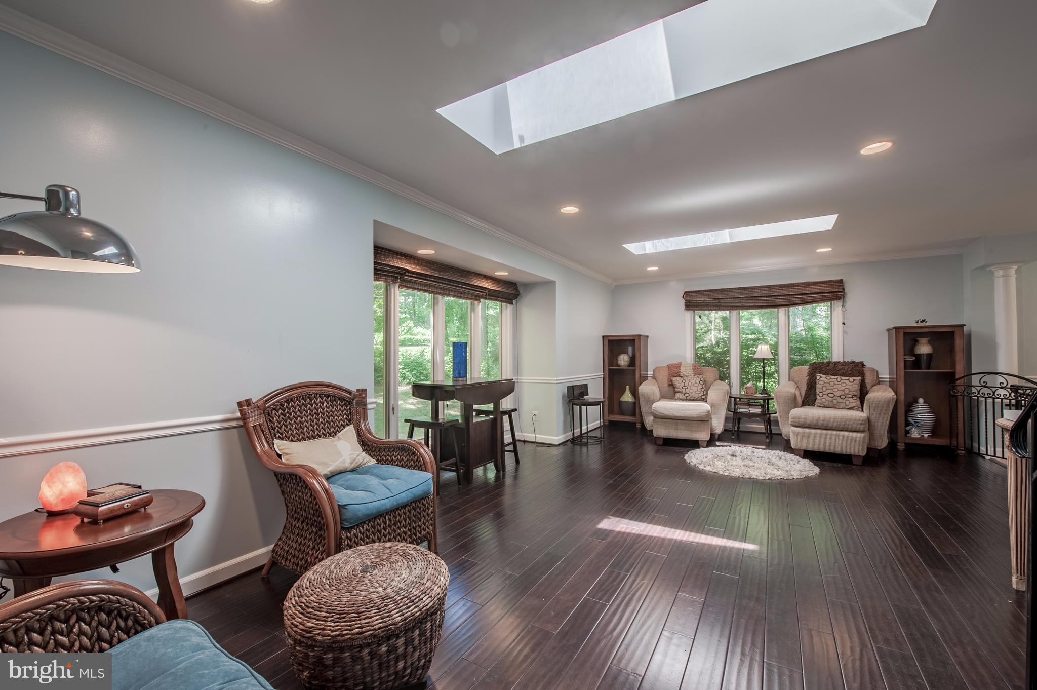 PEACH MILL ESTATES - Residential Lease