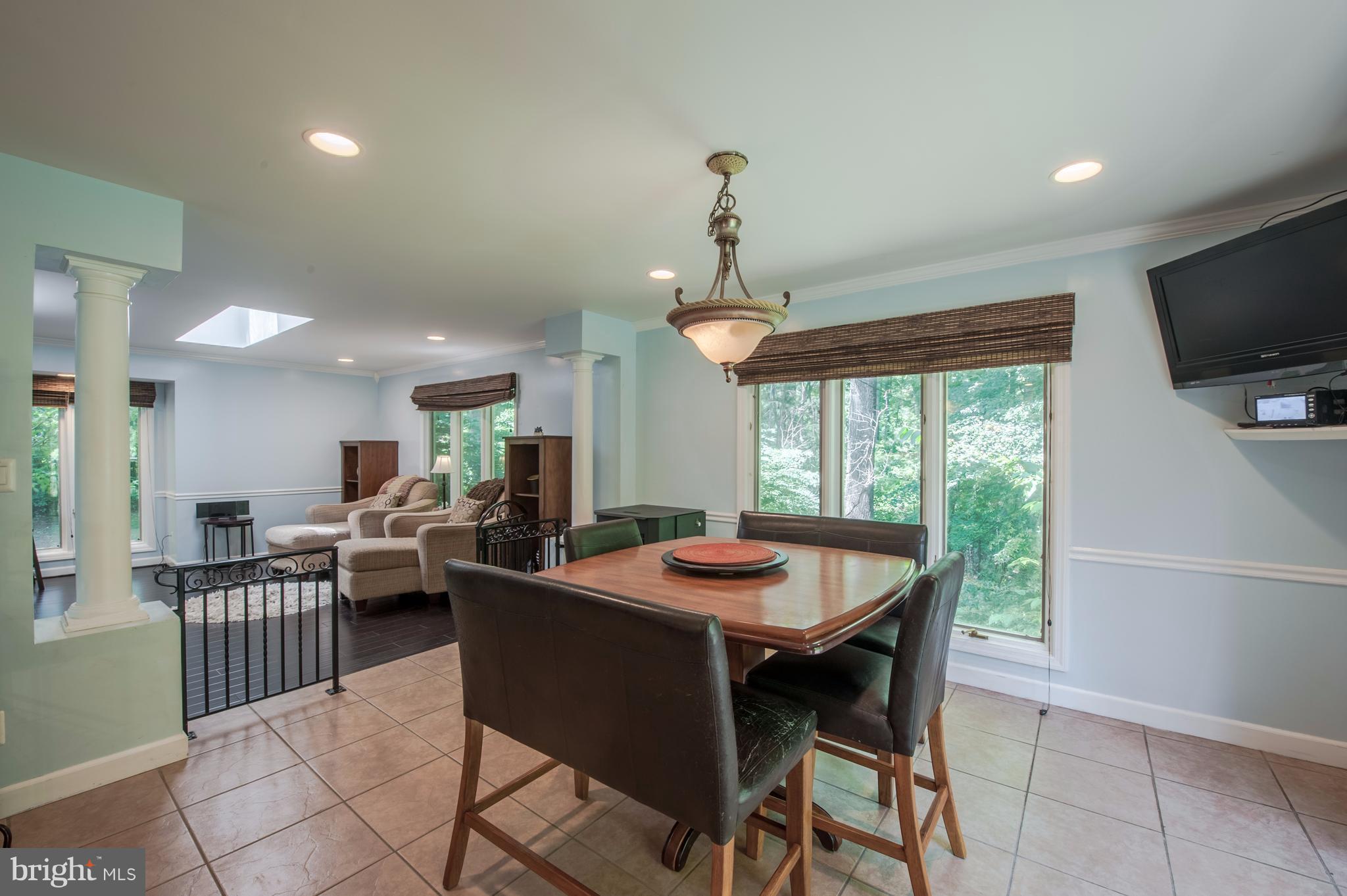 PEACH MILL ESTATES - Residential Lease