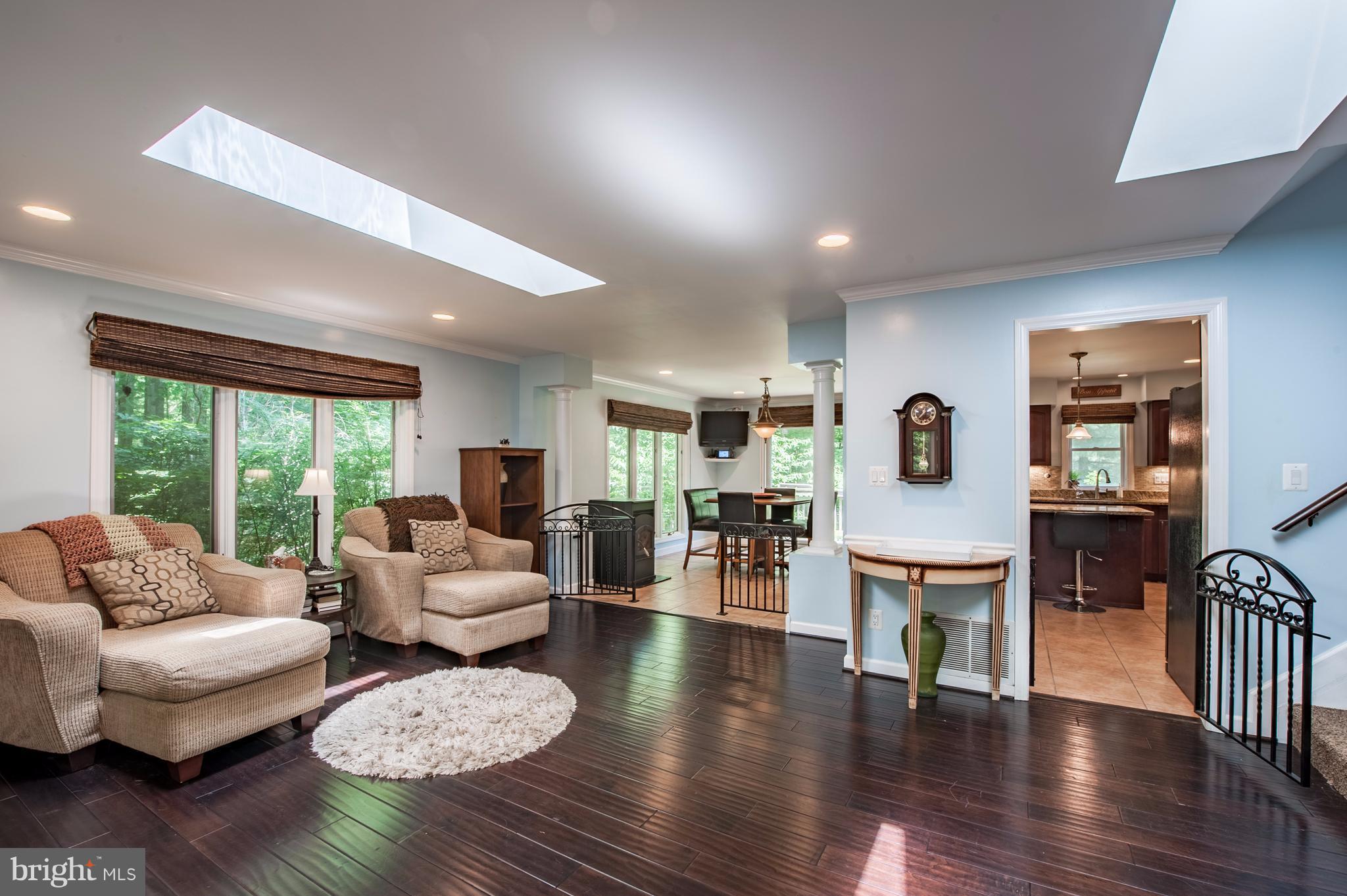 PEACH MILL ESTATES - Residential Lease