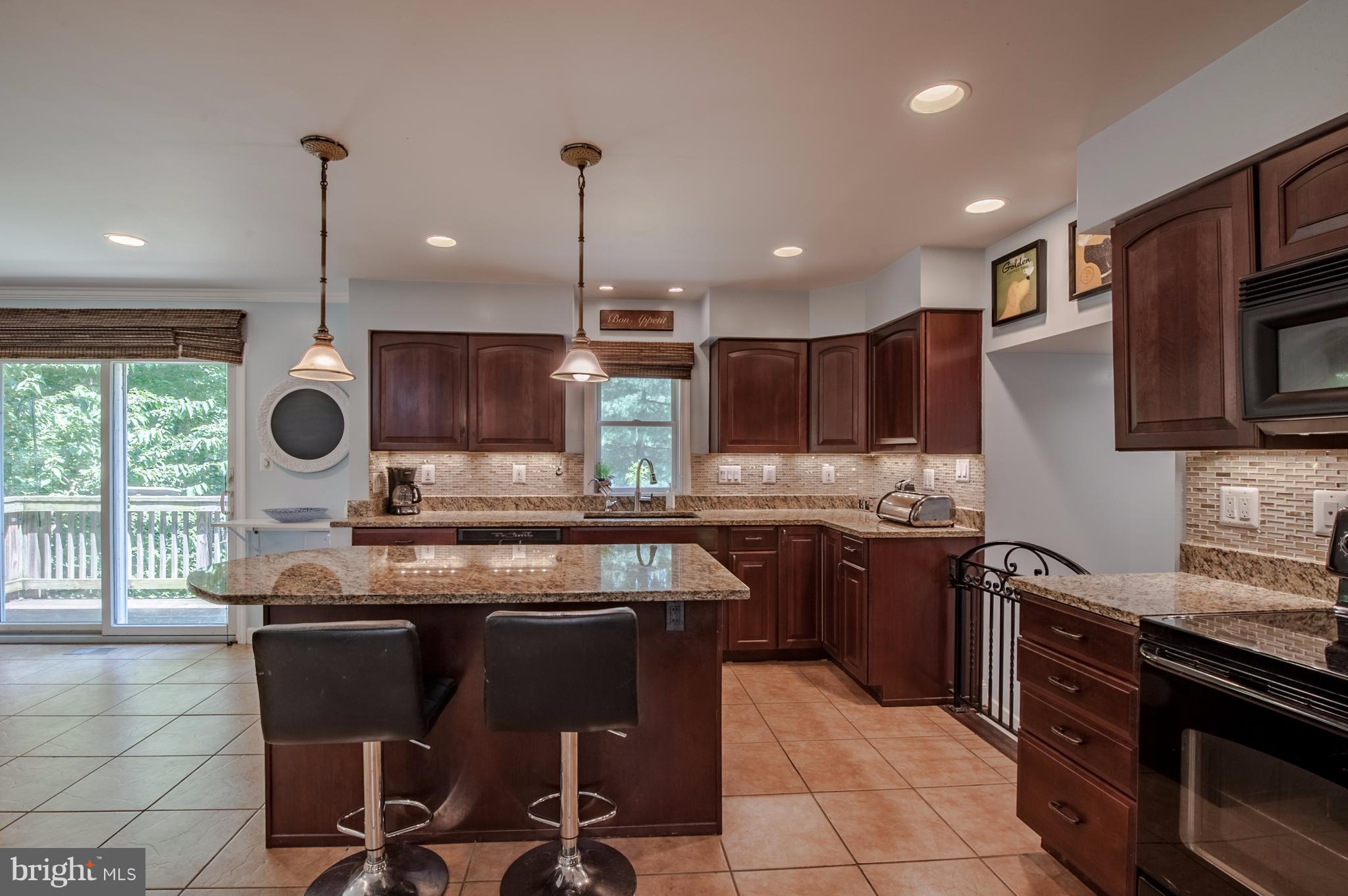 PEACH MILL ESTATES - Residential Lease