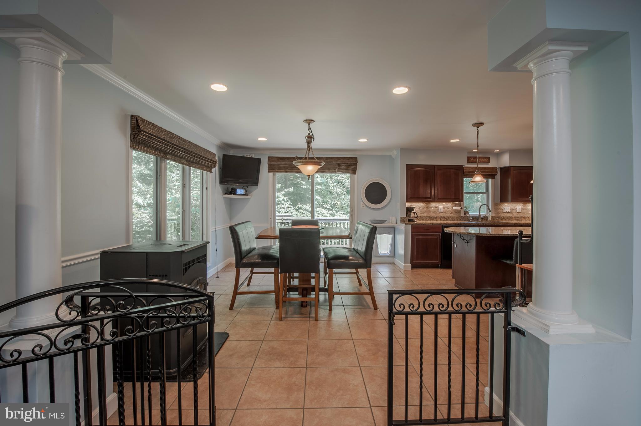 PEACH MILL ESTATES - Residential Lease