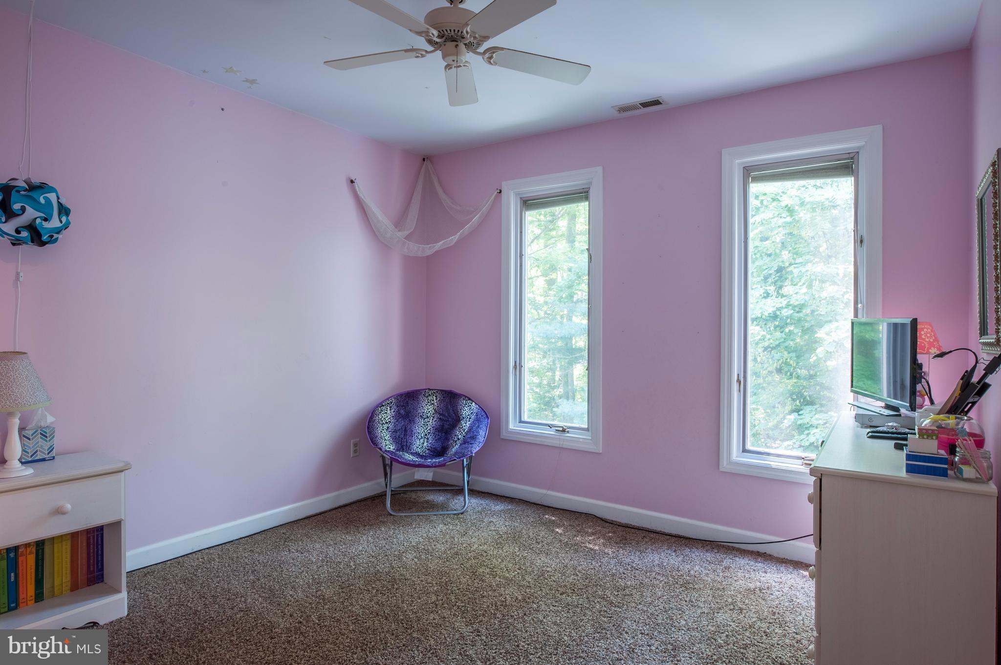 PEACH MILL ESTATES - Residential Lease