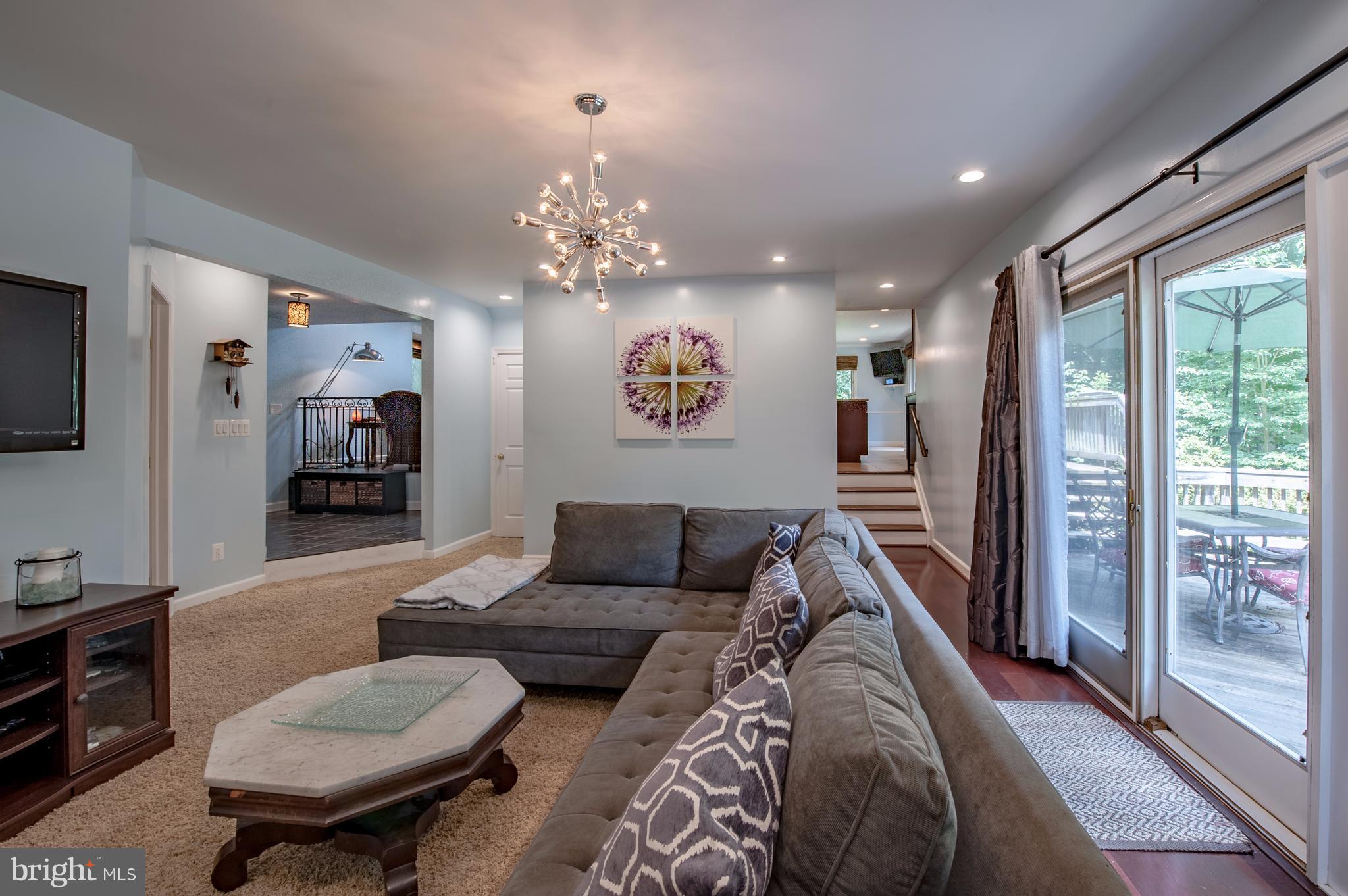 PEACH MILL ESTATES - Residential Lease