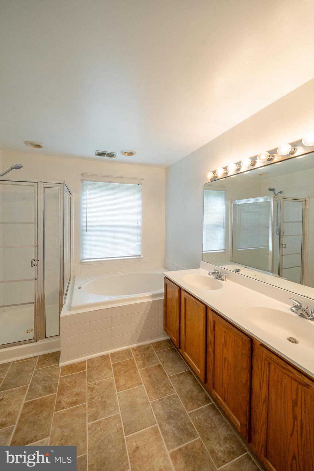 FERN HILL - Residential