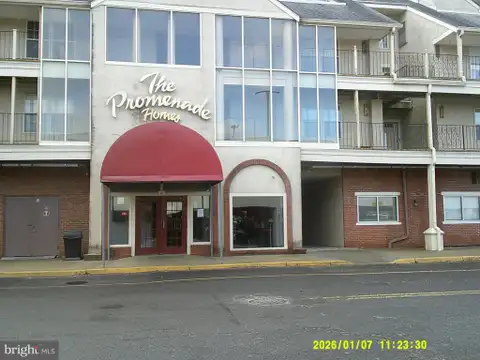 MLS: NJCD2123004