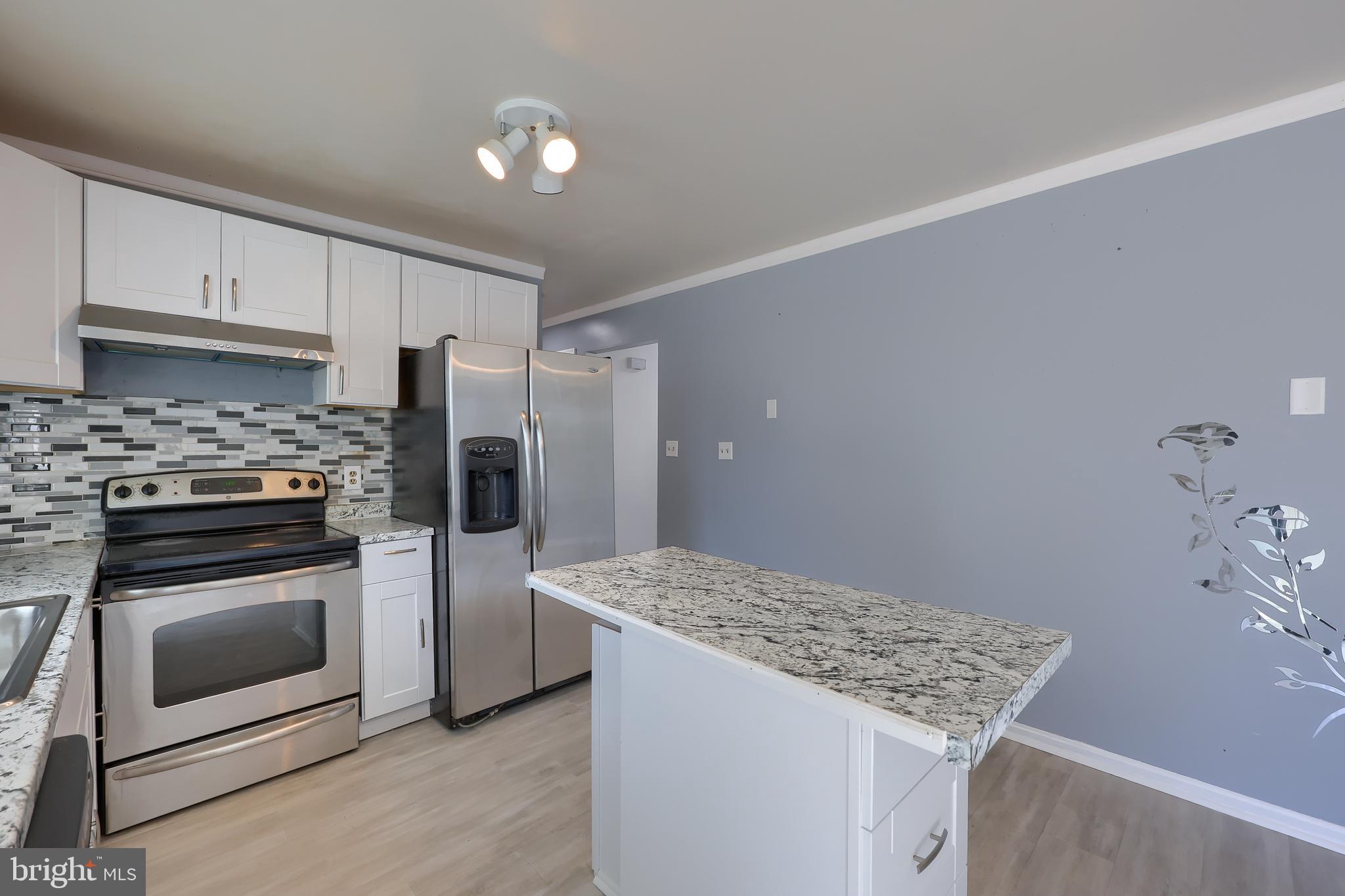 SNYDER ACRES - Residential