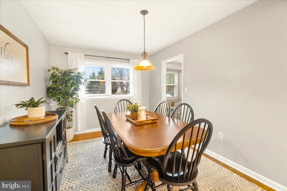 SHORELAND - Residential