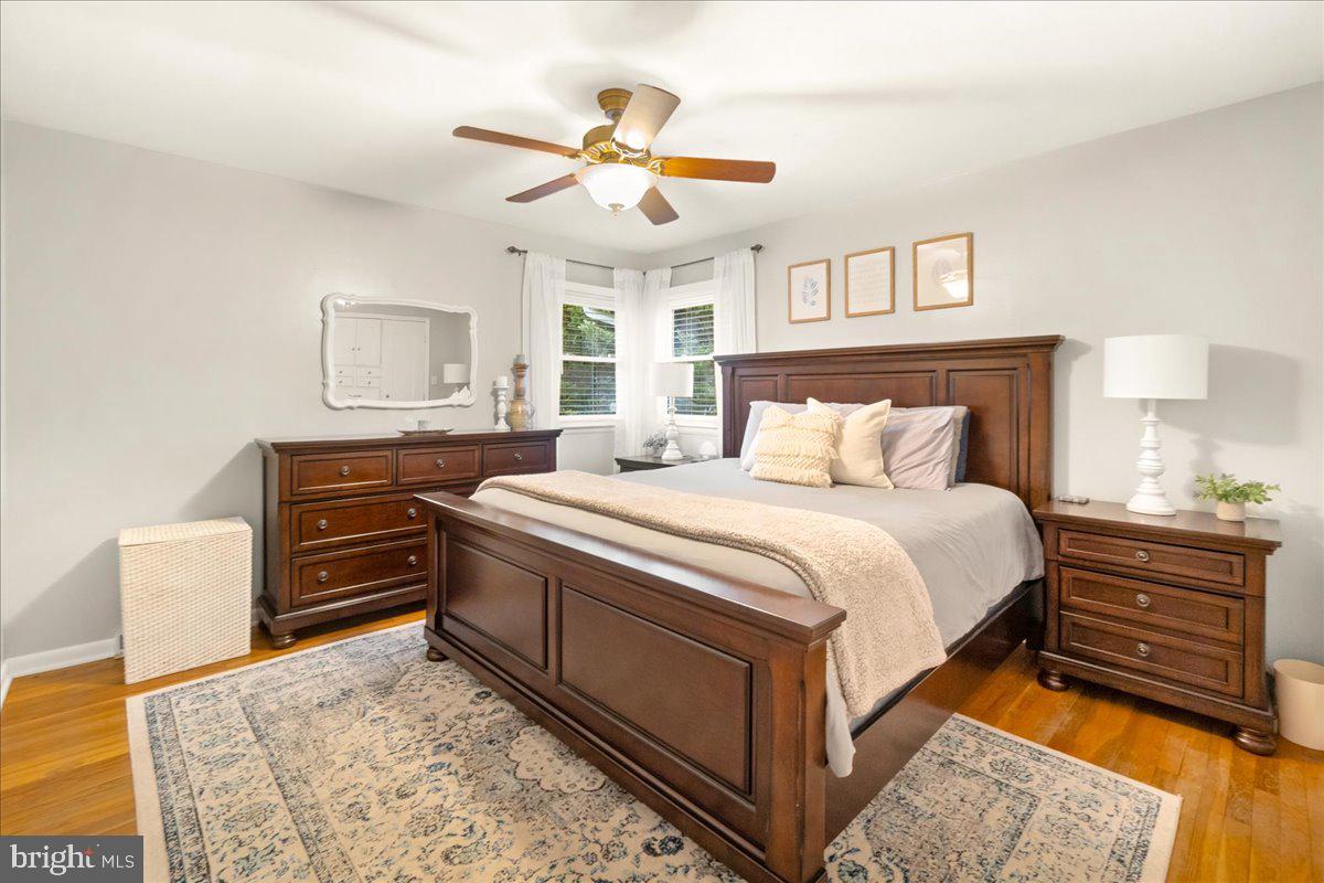 SHORELAND - Residential