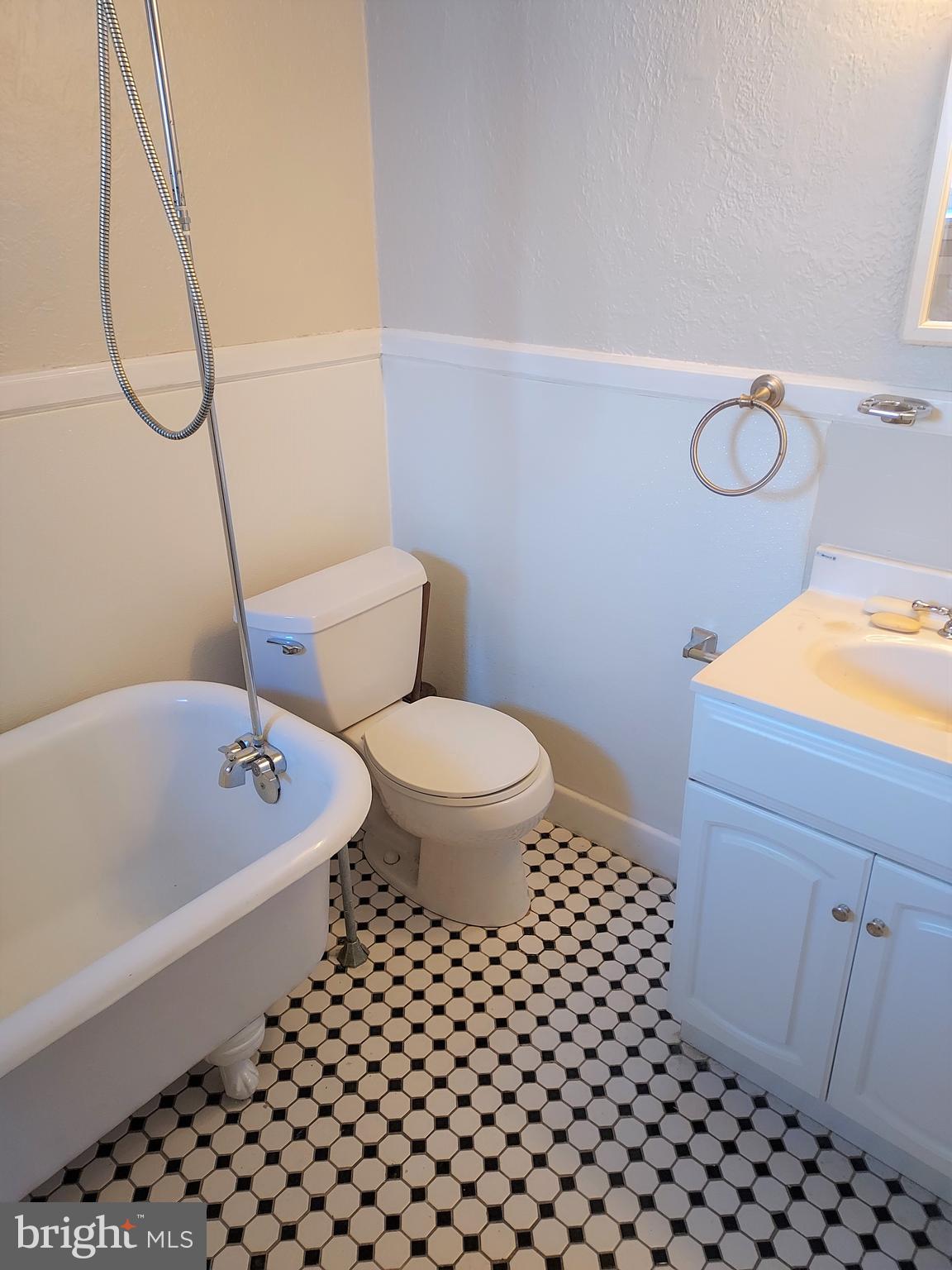 BAYVIEW - Residential Income