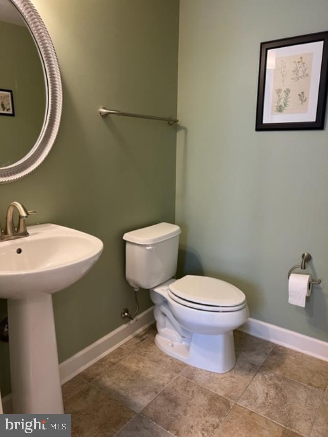 VILLAGES OF URBANA - Residential Lease