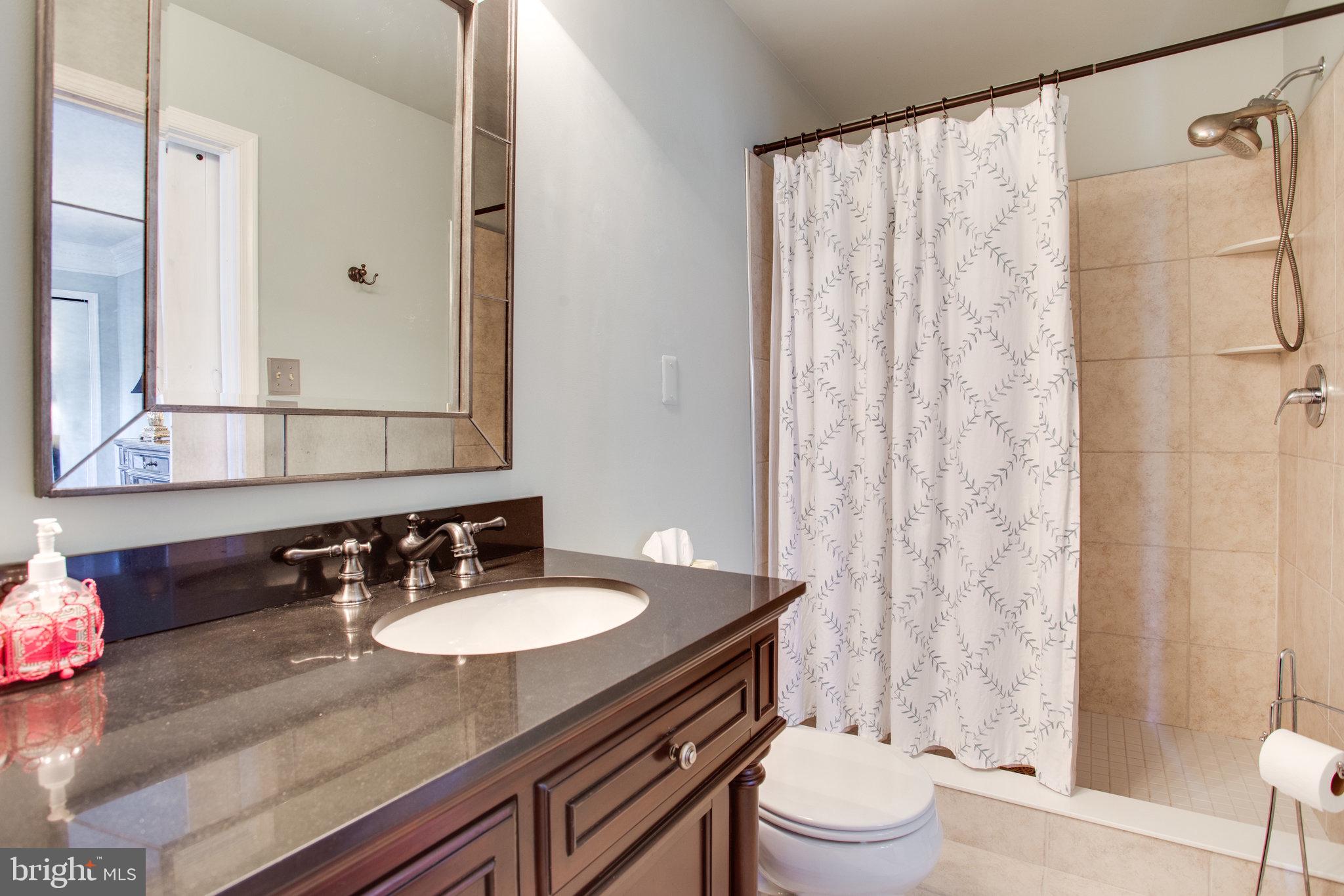 HAHN PROPERTY - Residential