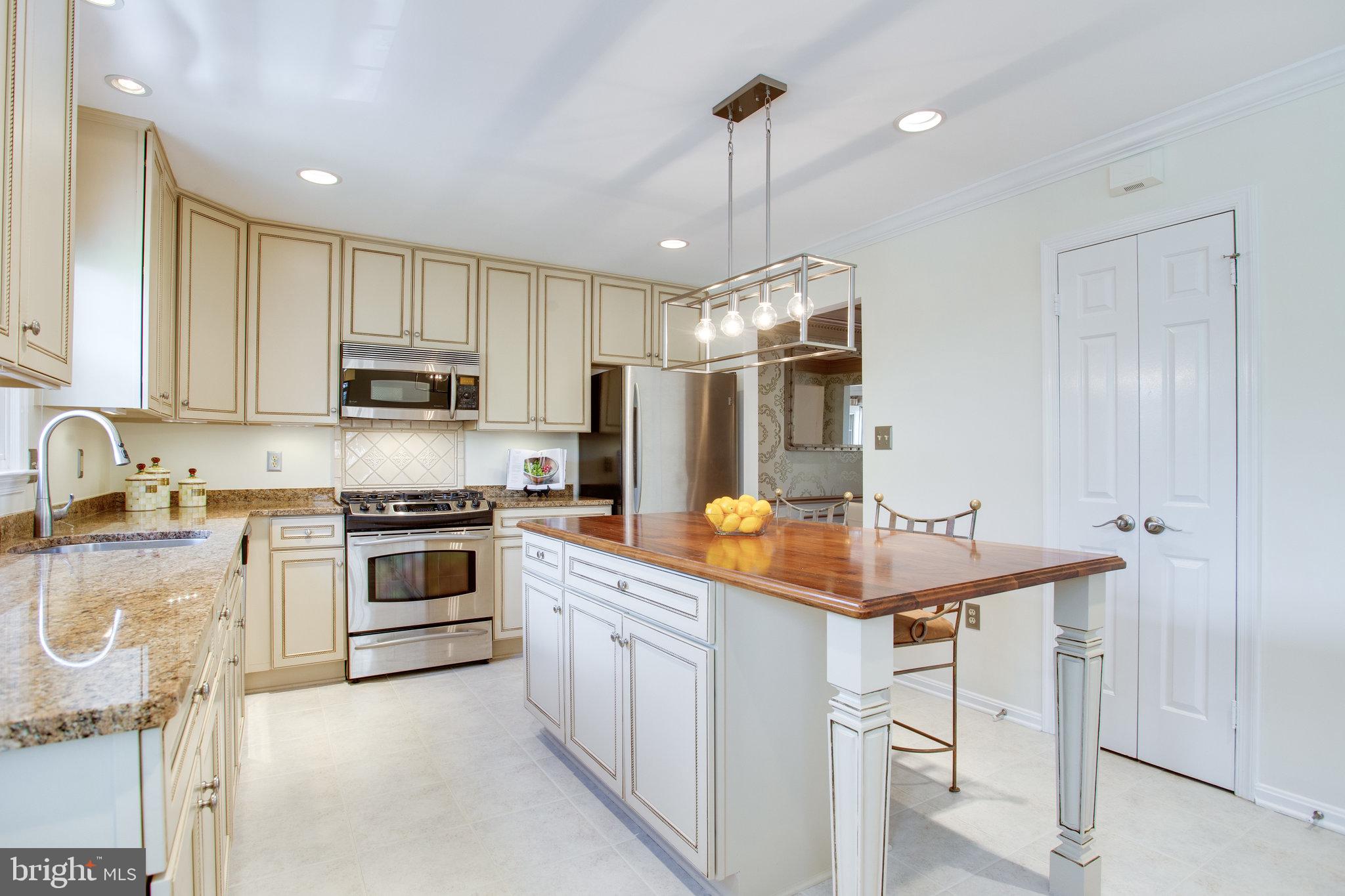 HAHN PROPERTY - Residential