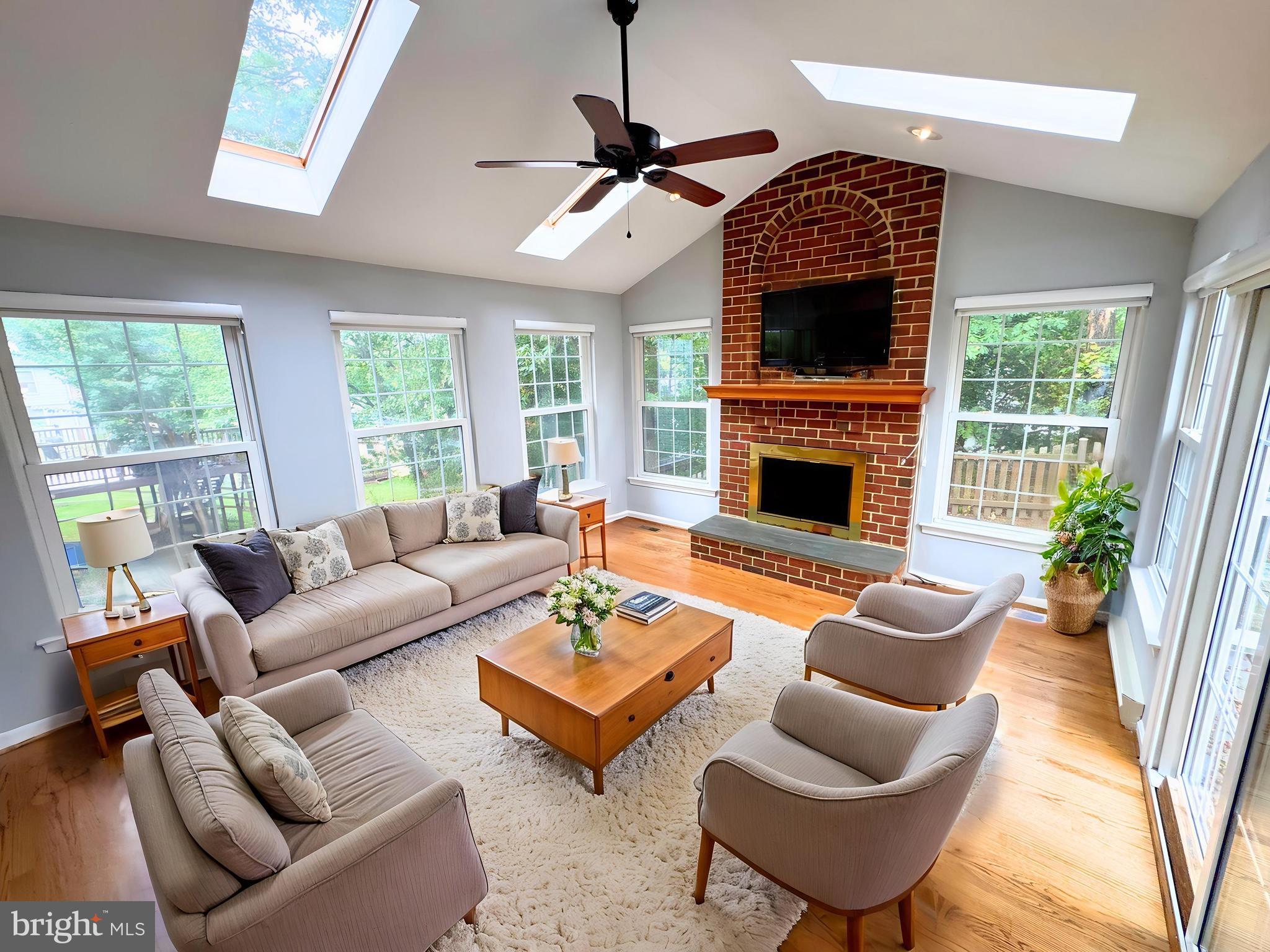 TANGLEWOOD - Residential