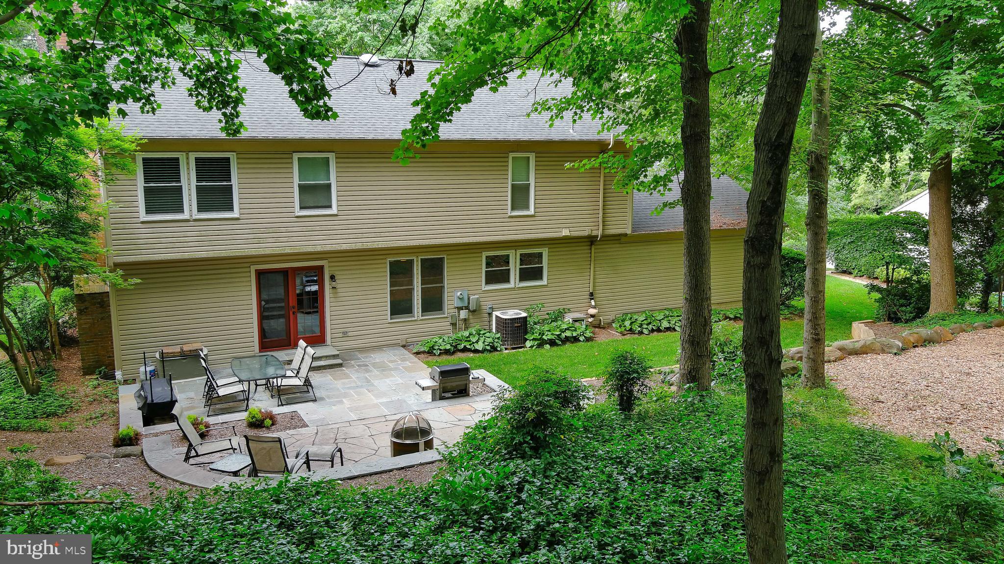 RESTON - Residential