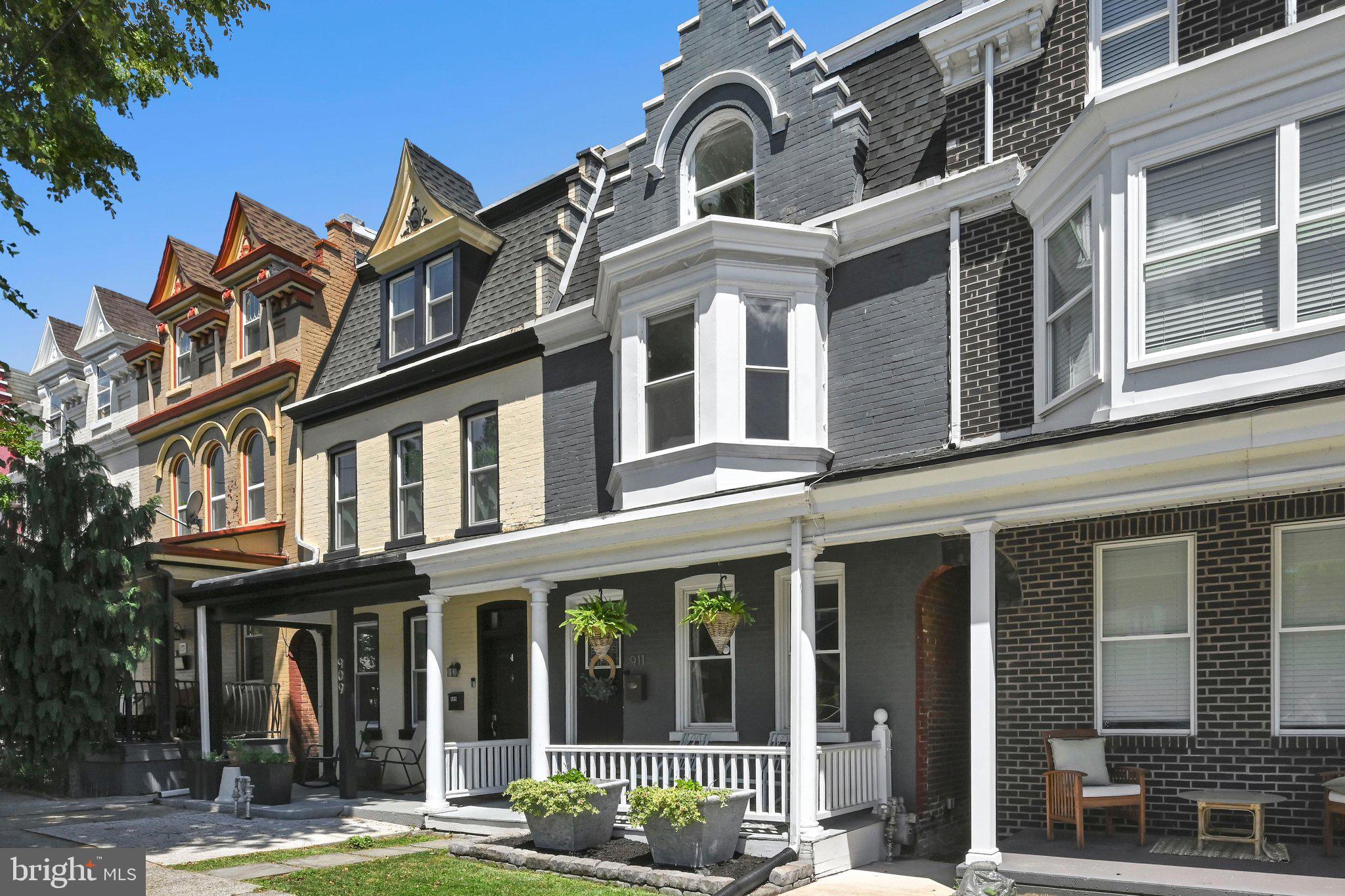 911 E ORANGE STREET