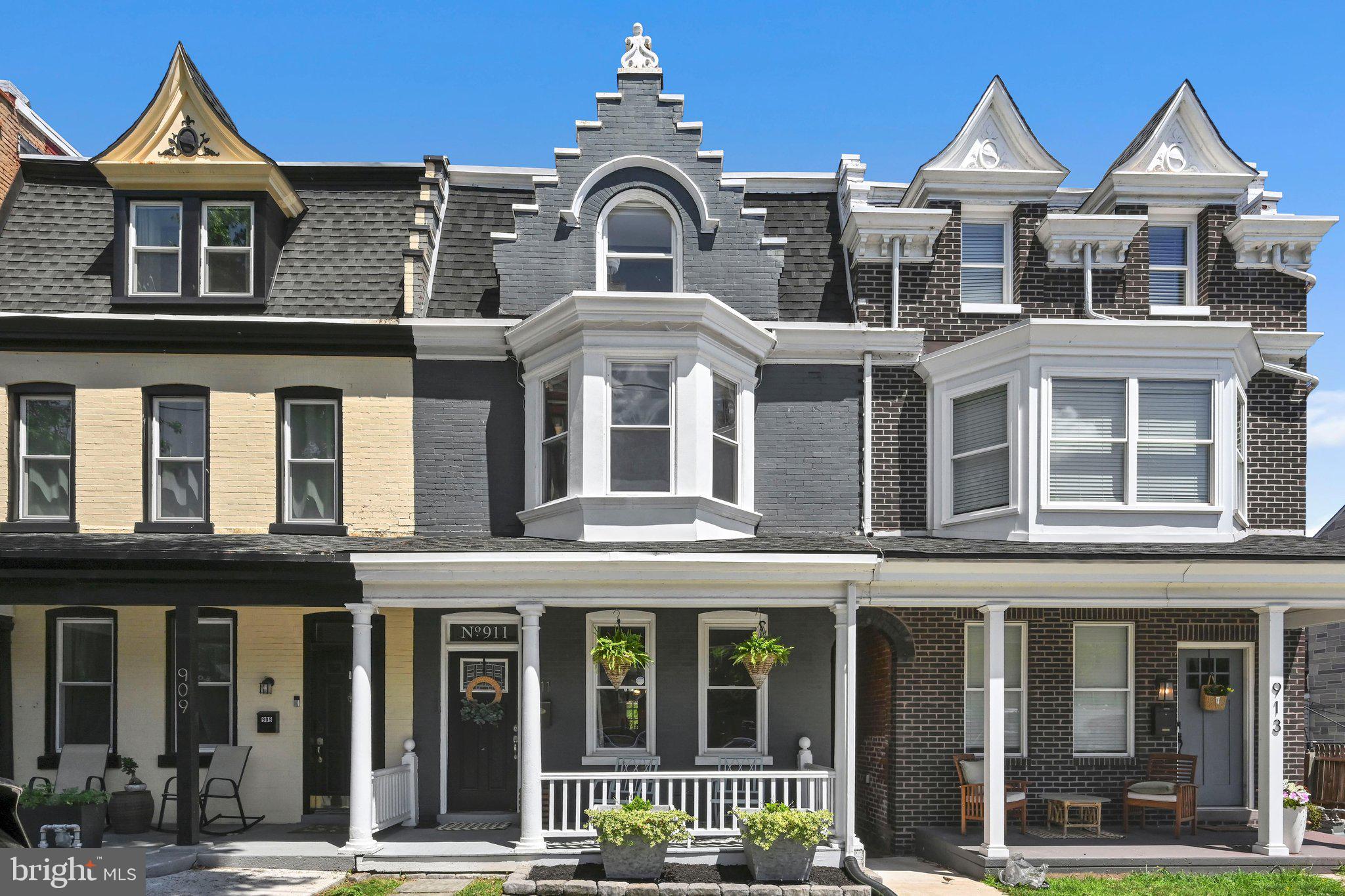 911 E ORANGE STREET