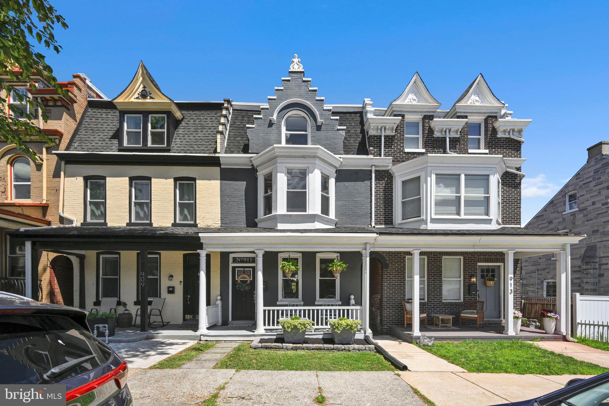 911 E ORANGE STREET
