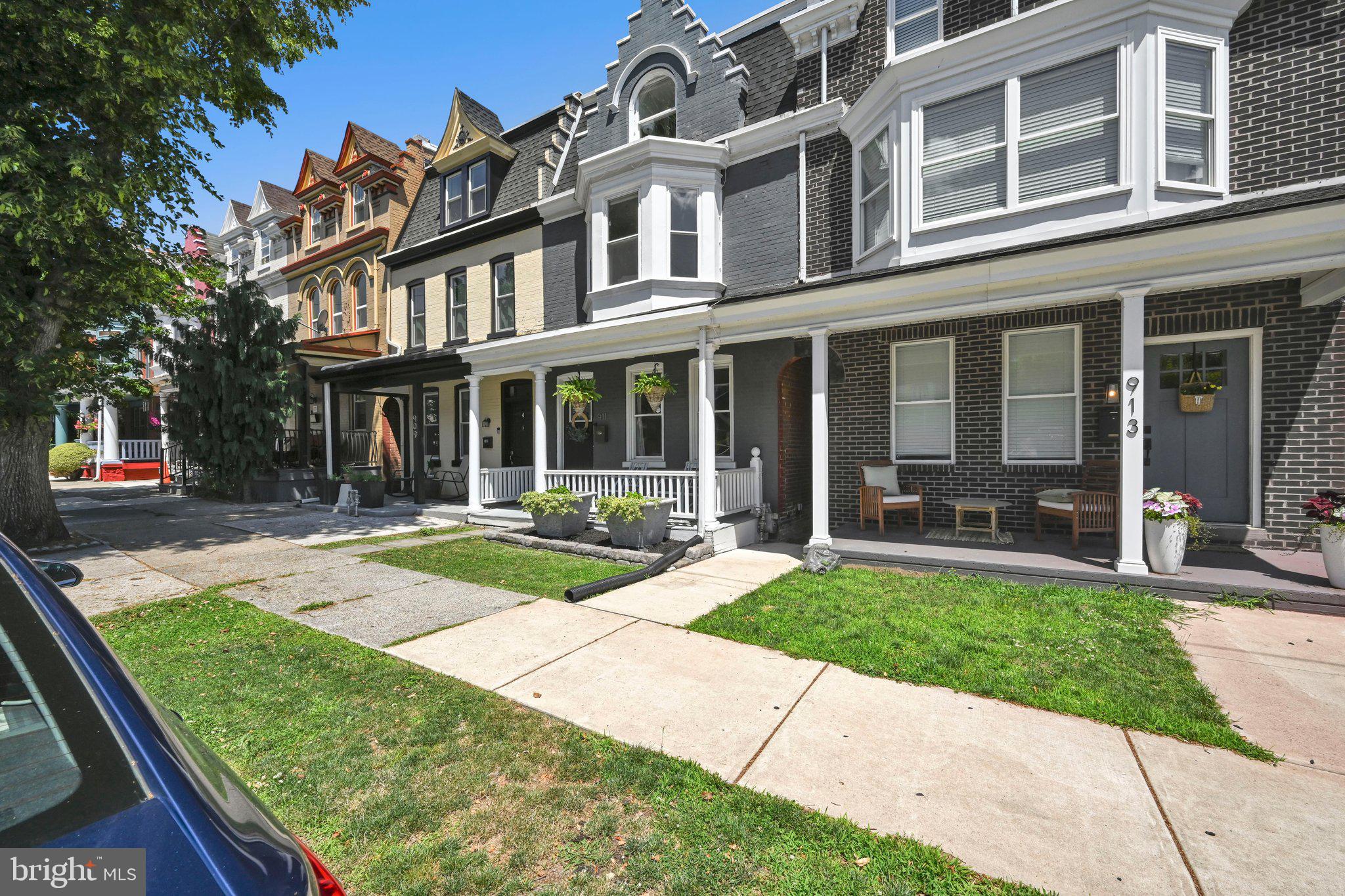 911 E ORANGE STREET