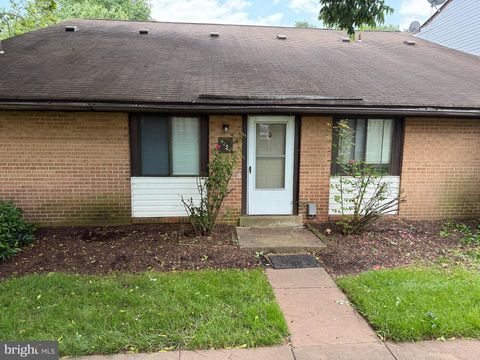 4134 MEADOWLAND COURT 71 CHANTILLY VA 20151