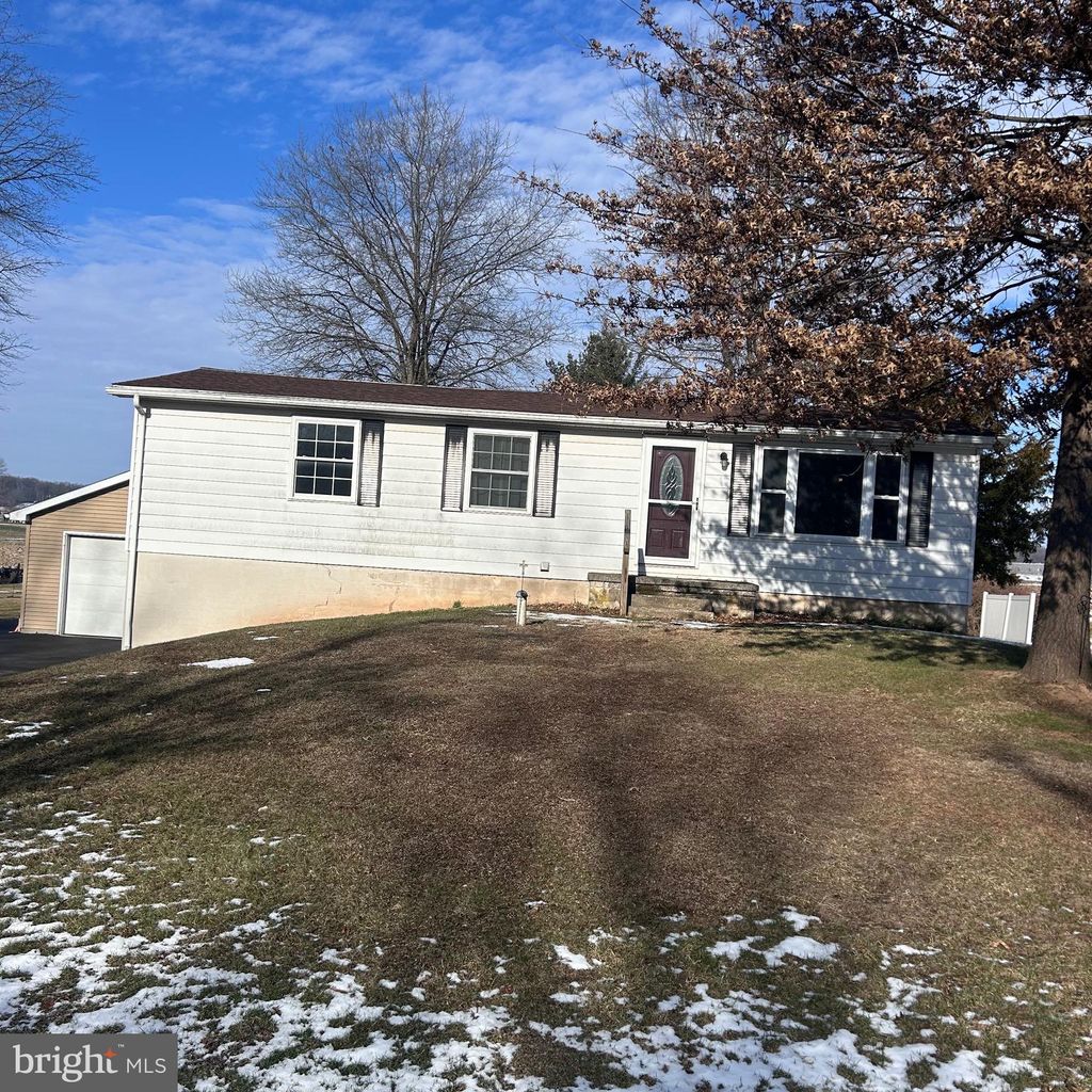 Photo of 1002 Creek Road, MANHEIM, PA 17545 (MLS # PALA2062898)