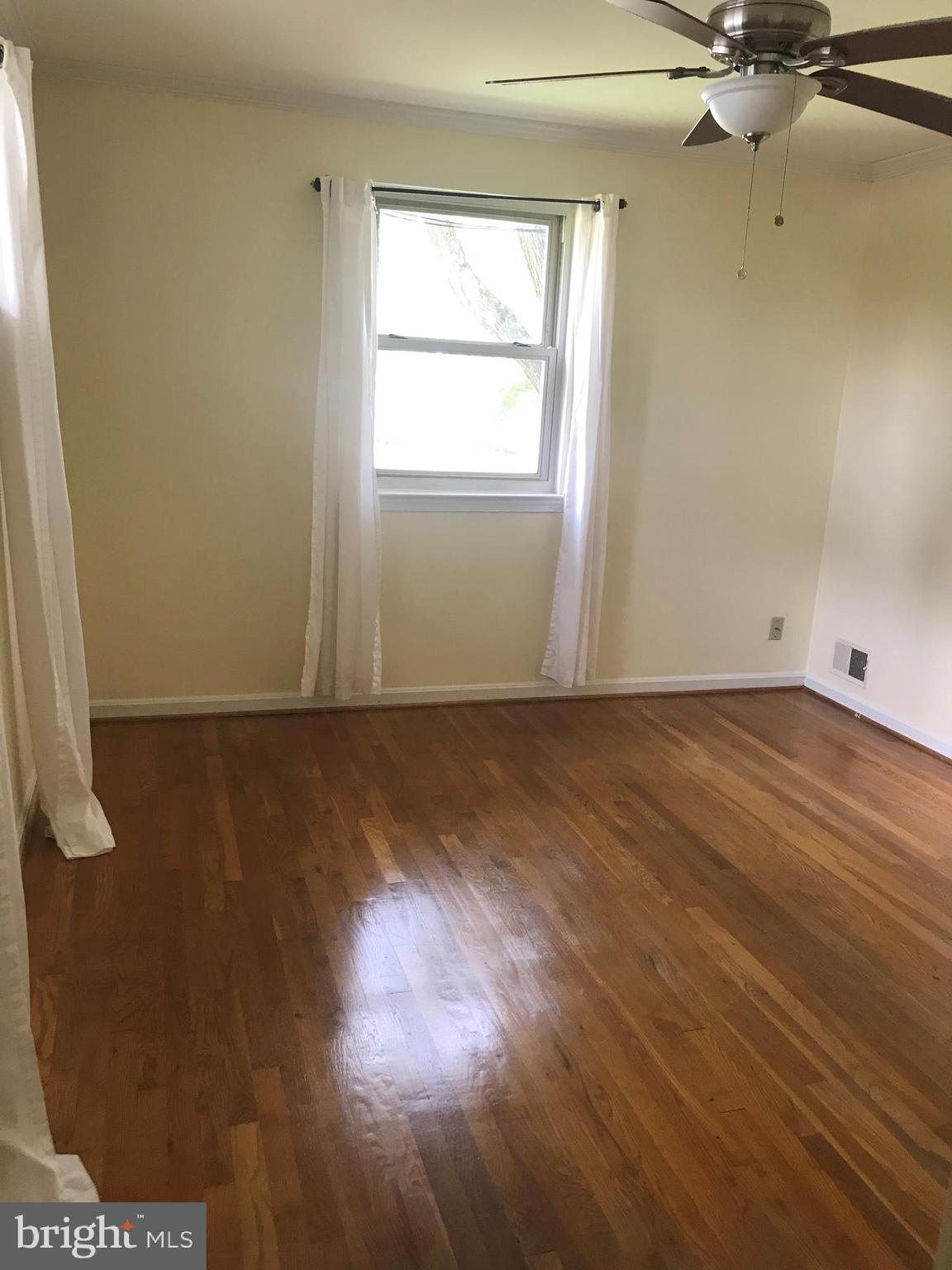 KINGS PARK - Residential Lease