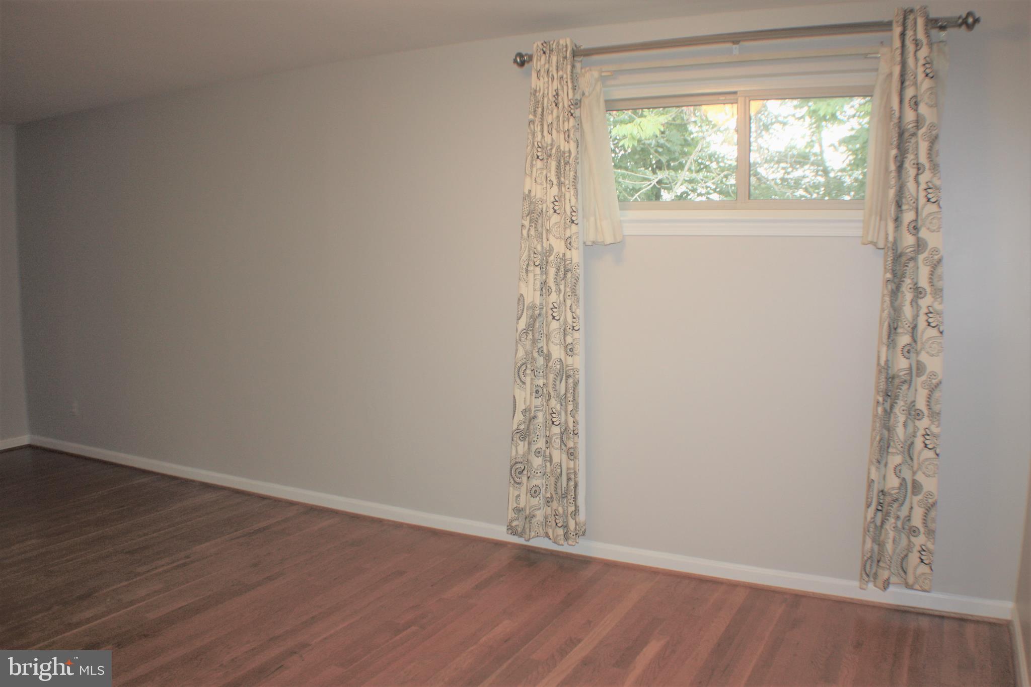 KINGS PARK - Residential Lease