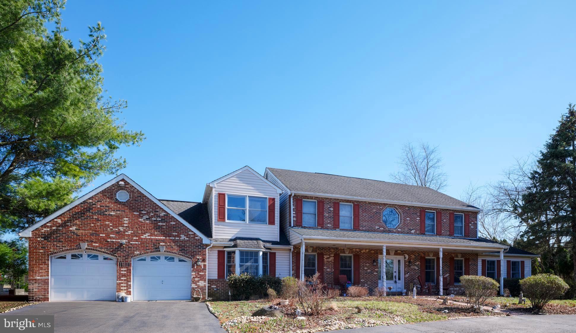 BROOKWOOD ESTS - Residential