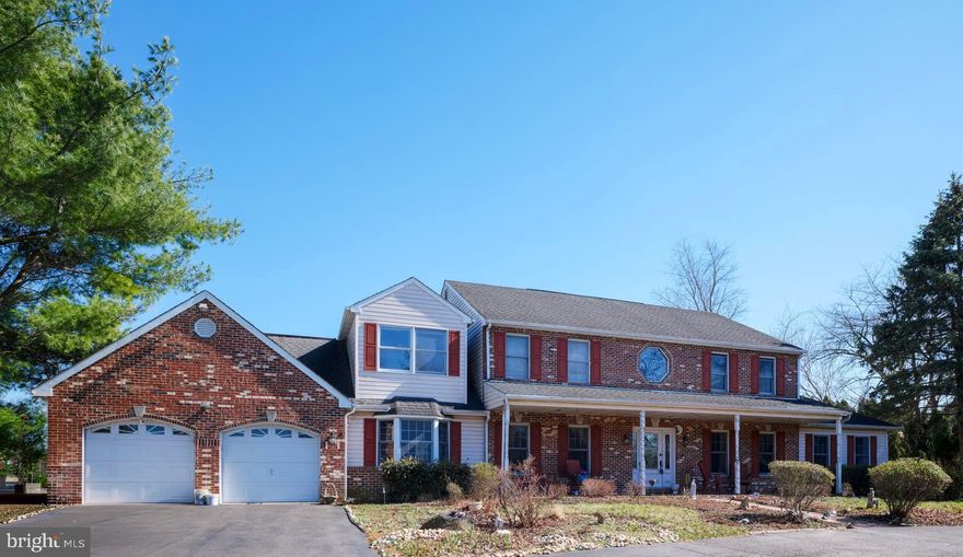 Spacious colonial in Brookwood Estates is in need of renovation.