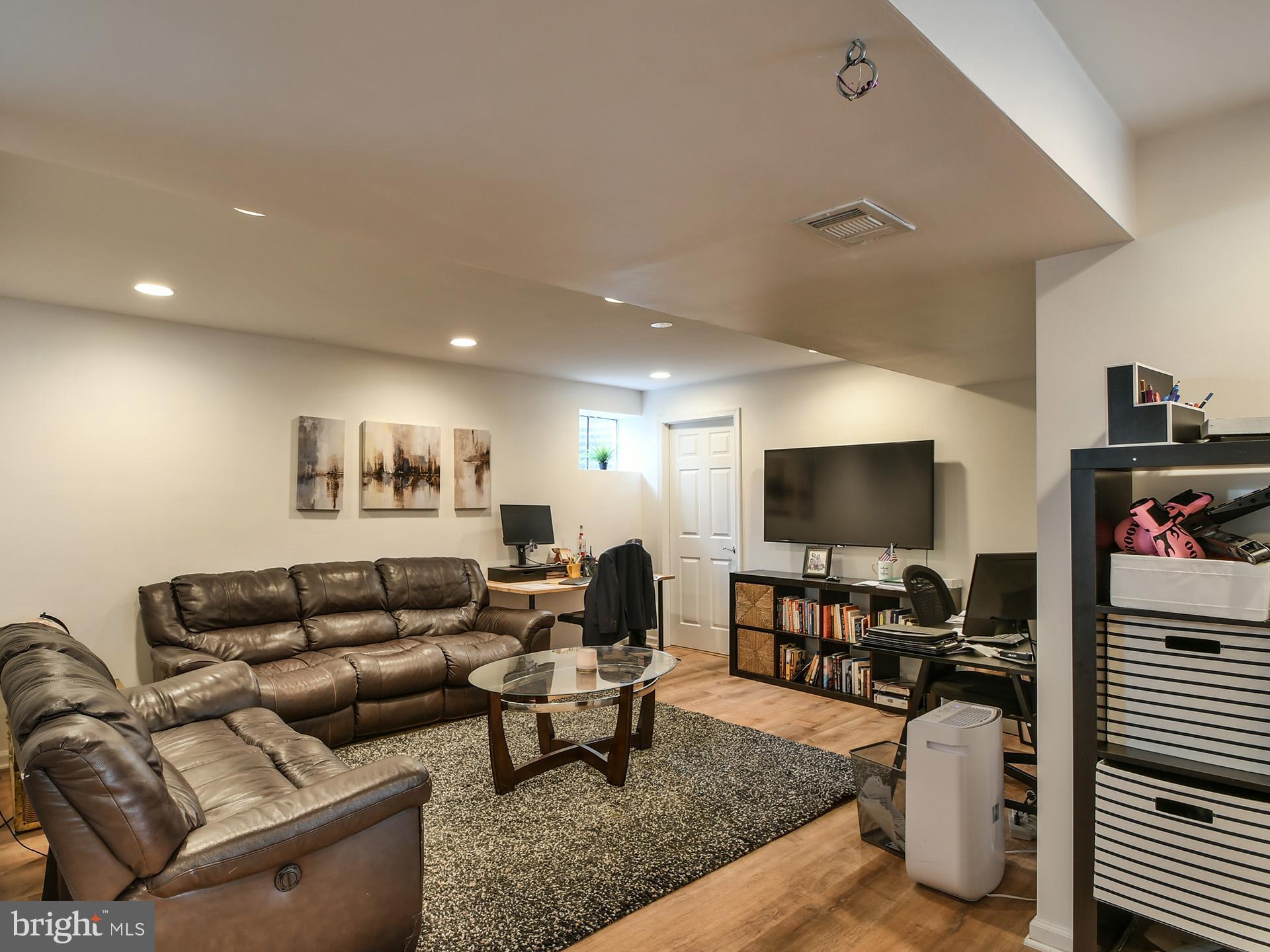 CLARKSBURG OUTSIDE - Residential