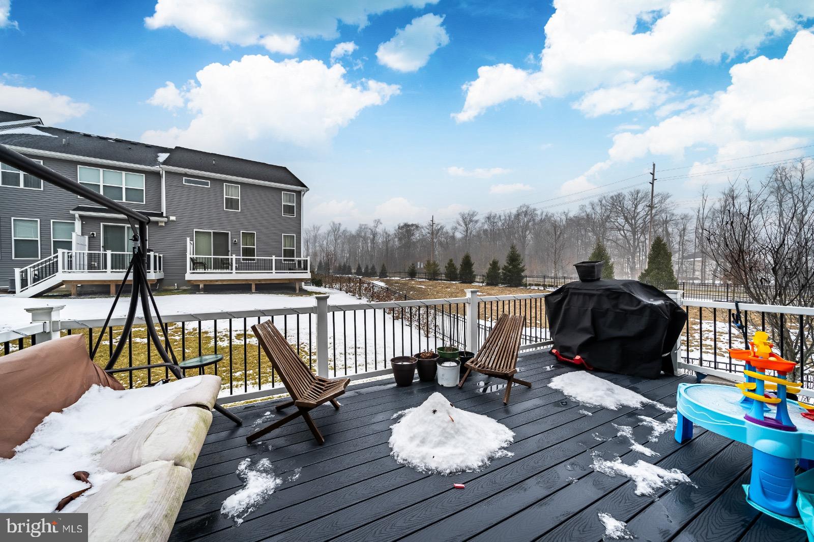 VILLAGES AT CHESTER SPRINGS - Residential