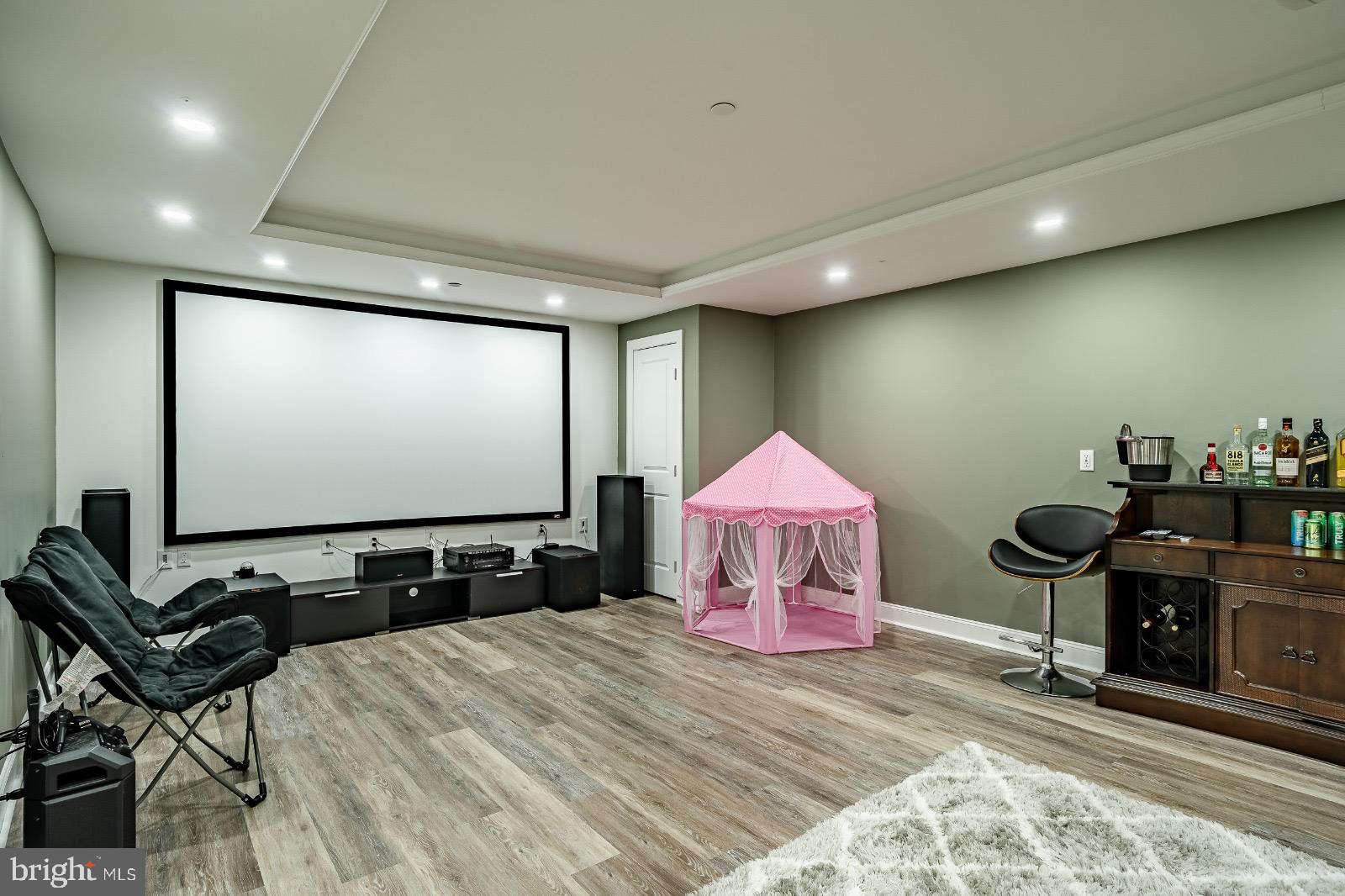 VILLAGES AT CHESTER SPRINGS - Residential