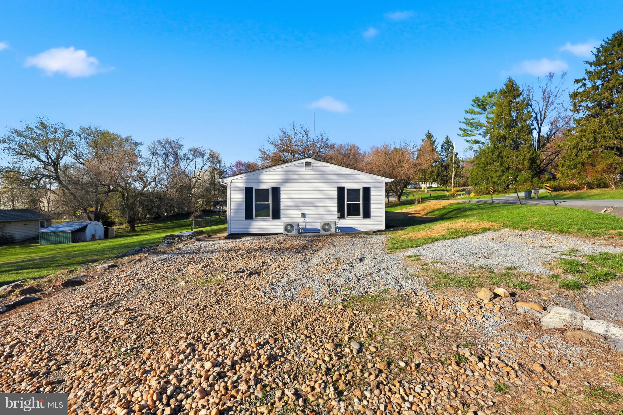 MECKLENBURG HEIGHTS - Residential