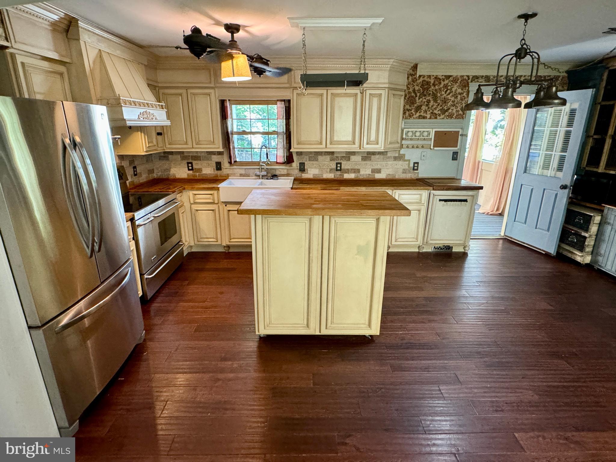 AQUIA HARBOUR - Residential Lease