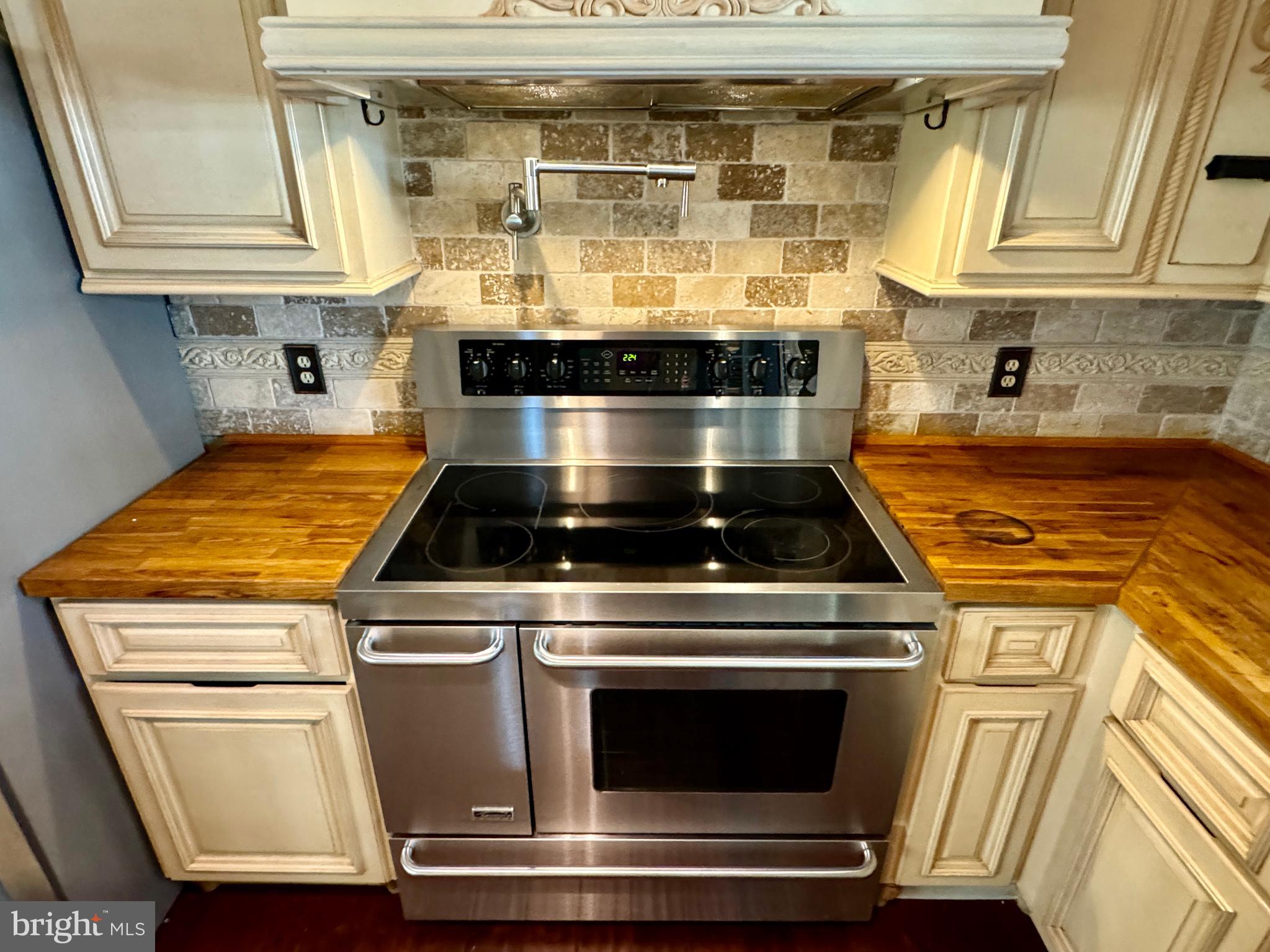 AQUIA HARBOUR - Residential Lease