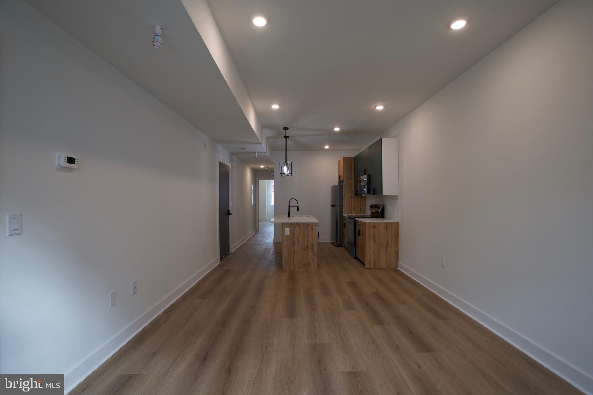 NORRIS SQUARE - Residential Lease