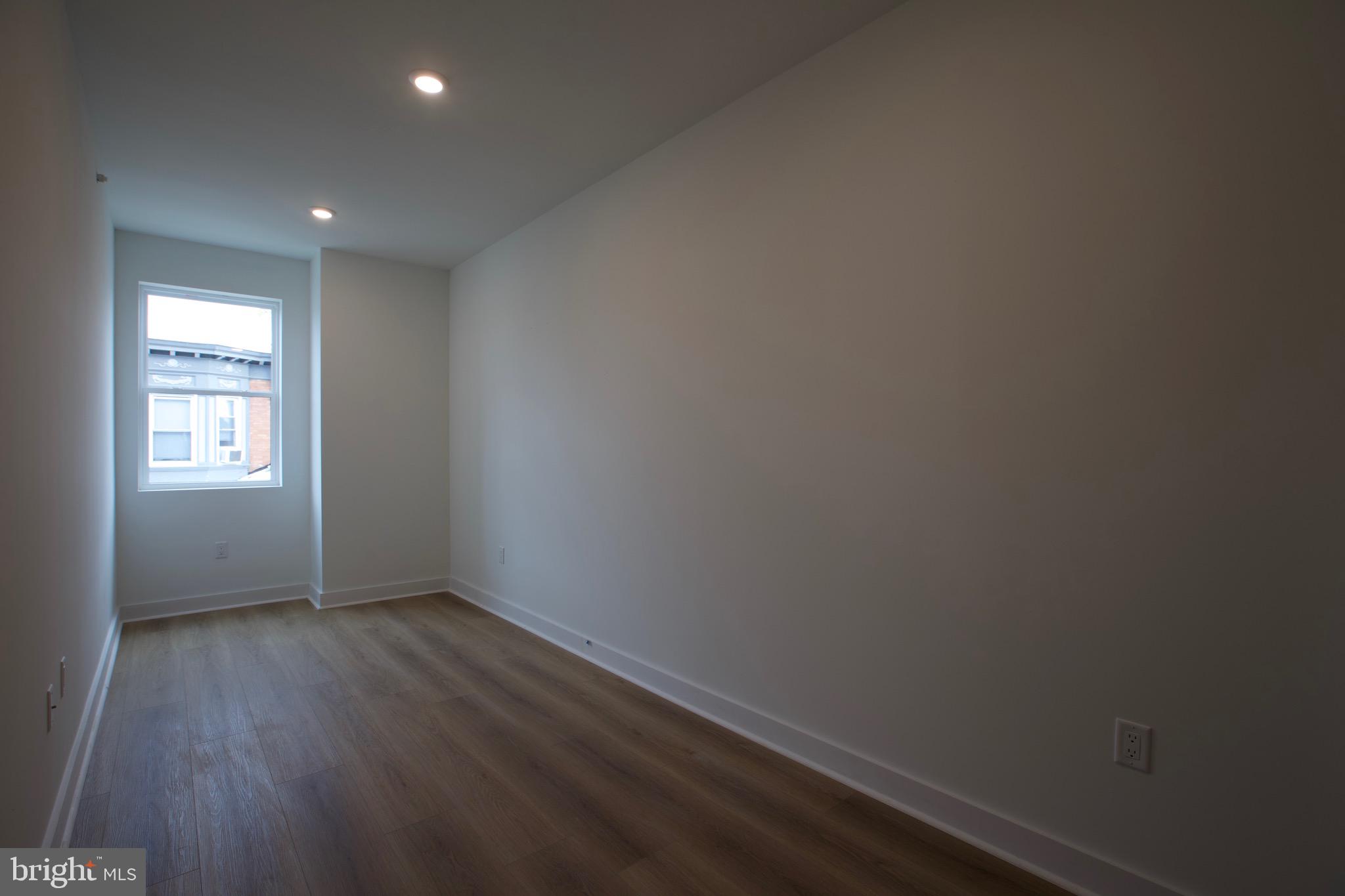 NORRIS SQUARE - Residential Lease