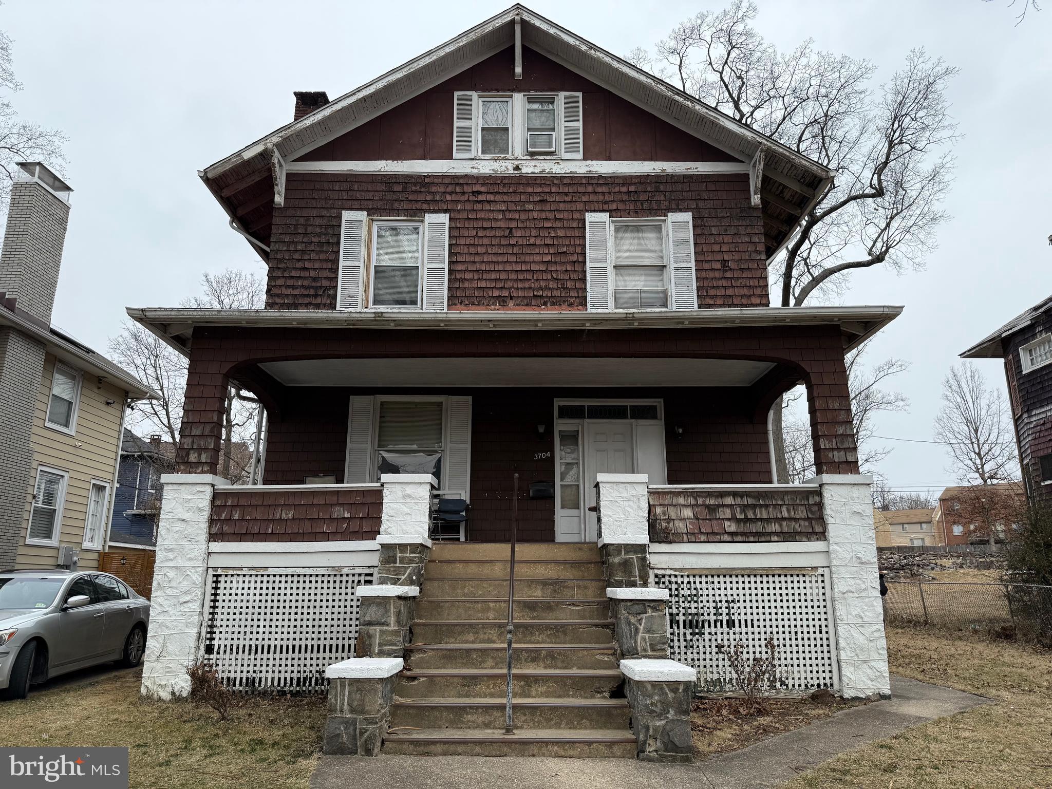 GARWYN OAKS - Residential