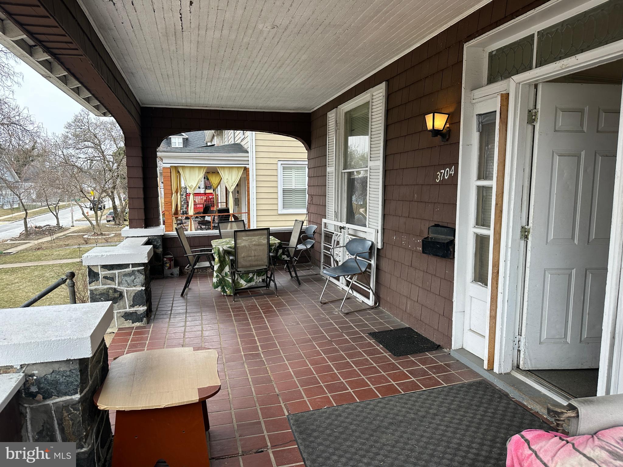 GARWYN OAKS - Residential