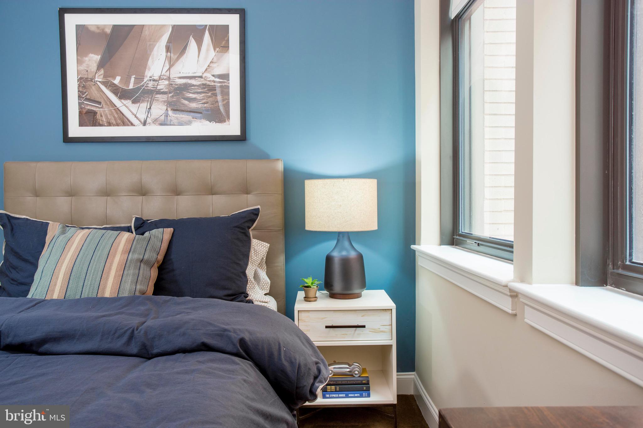 DOWNTOWN - Residential Lease
