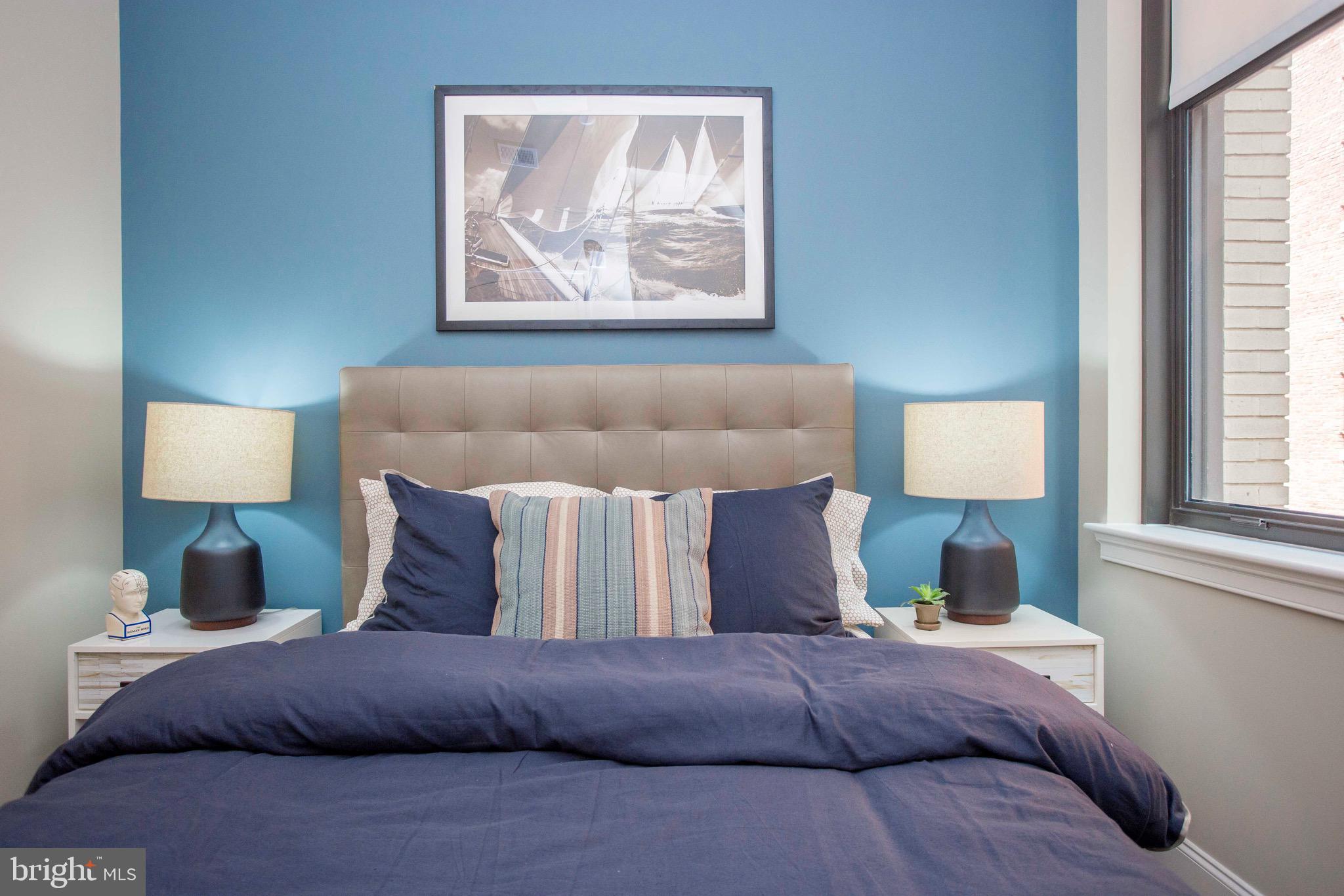 DOWNTOWN - Residential Lease