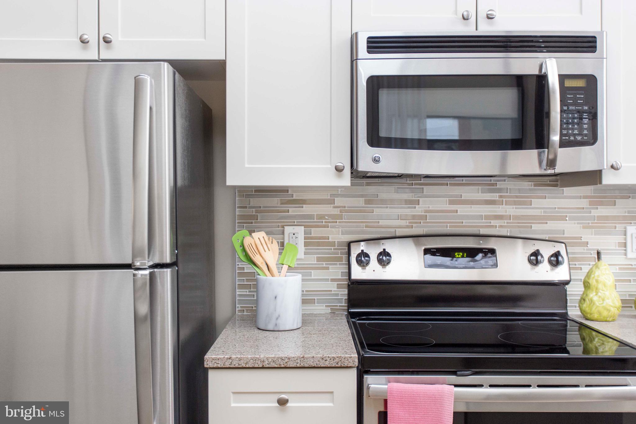 DOWNTOWN - Residential Lease