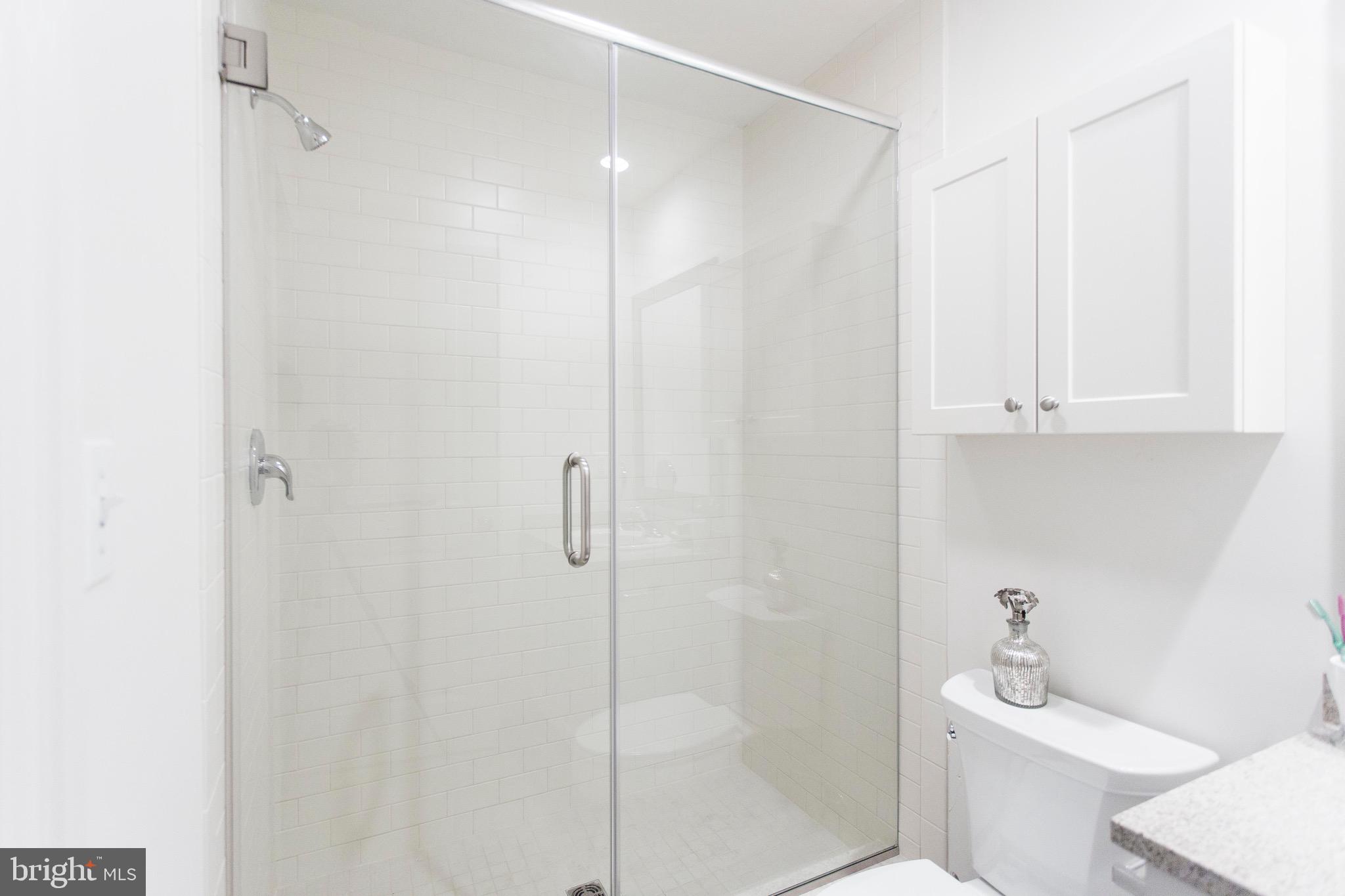 DOWNTOWN - Residential Lease