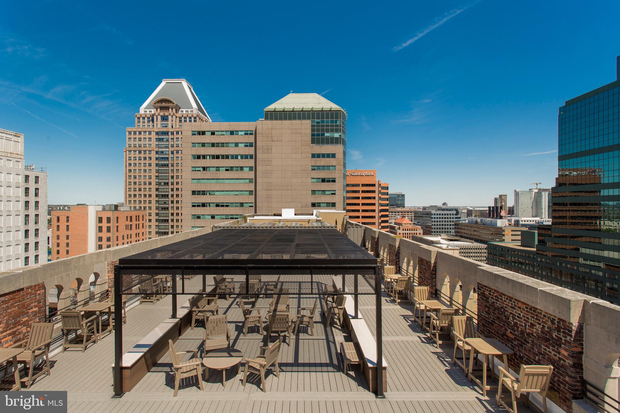 DOWNTOWN - Residential Lease