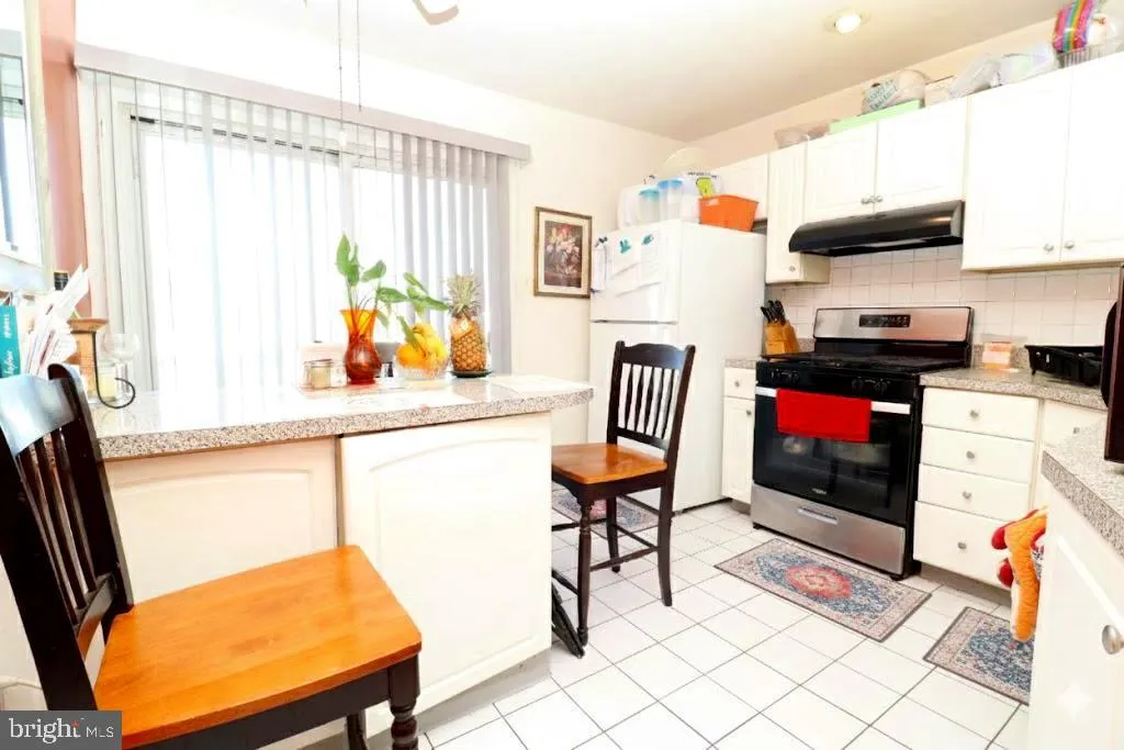 Runnemede, New Jersey 08078, United States, 4 Bedrooms Bedrooms, ,2 BathroomsBathrooms,Residential,Coming Soon,227423