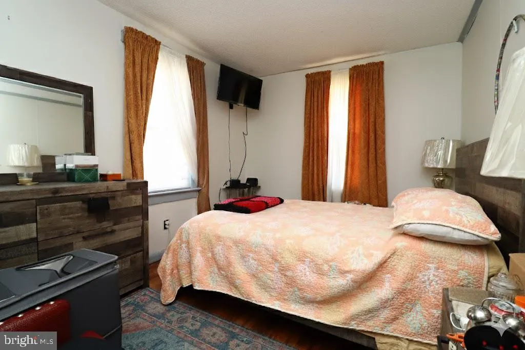 Runnemede, New Jersey 08078, United States, 4 Bedrooms Bedrooms, ,2 BathroomsBathrooms,Residential,Coming Soon,227423