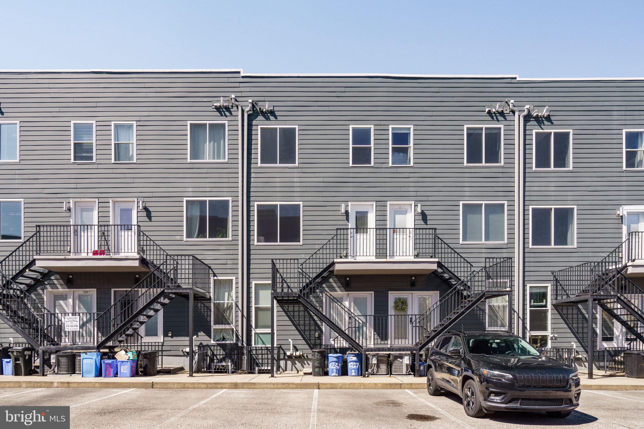 OLDE KENSINGTON - Residential